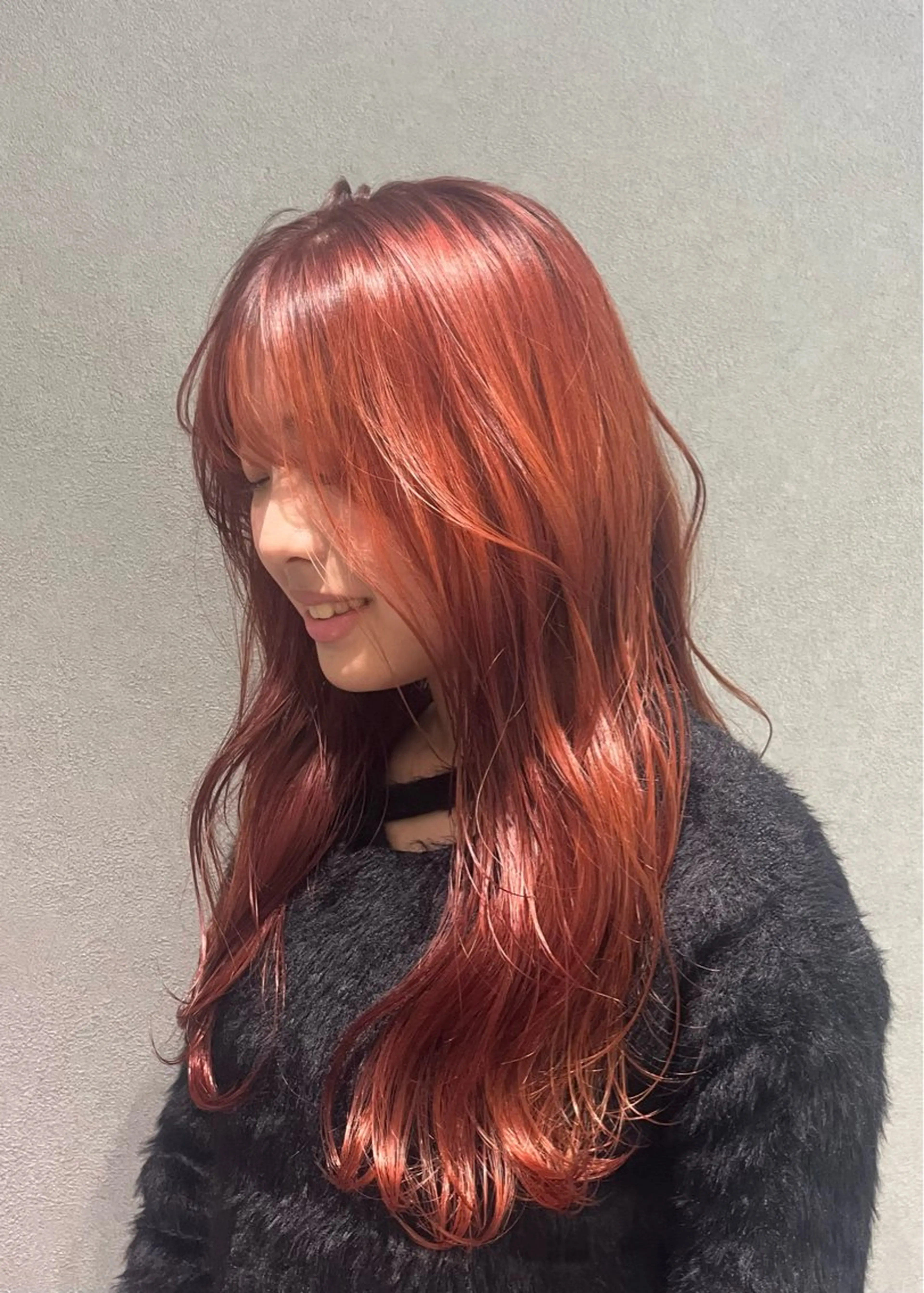 セミロング カラー オレンジ Chouette .ayakaのヘアスタイル