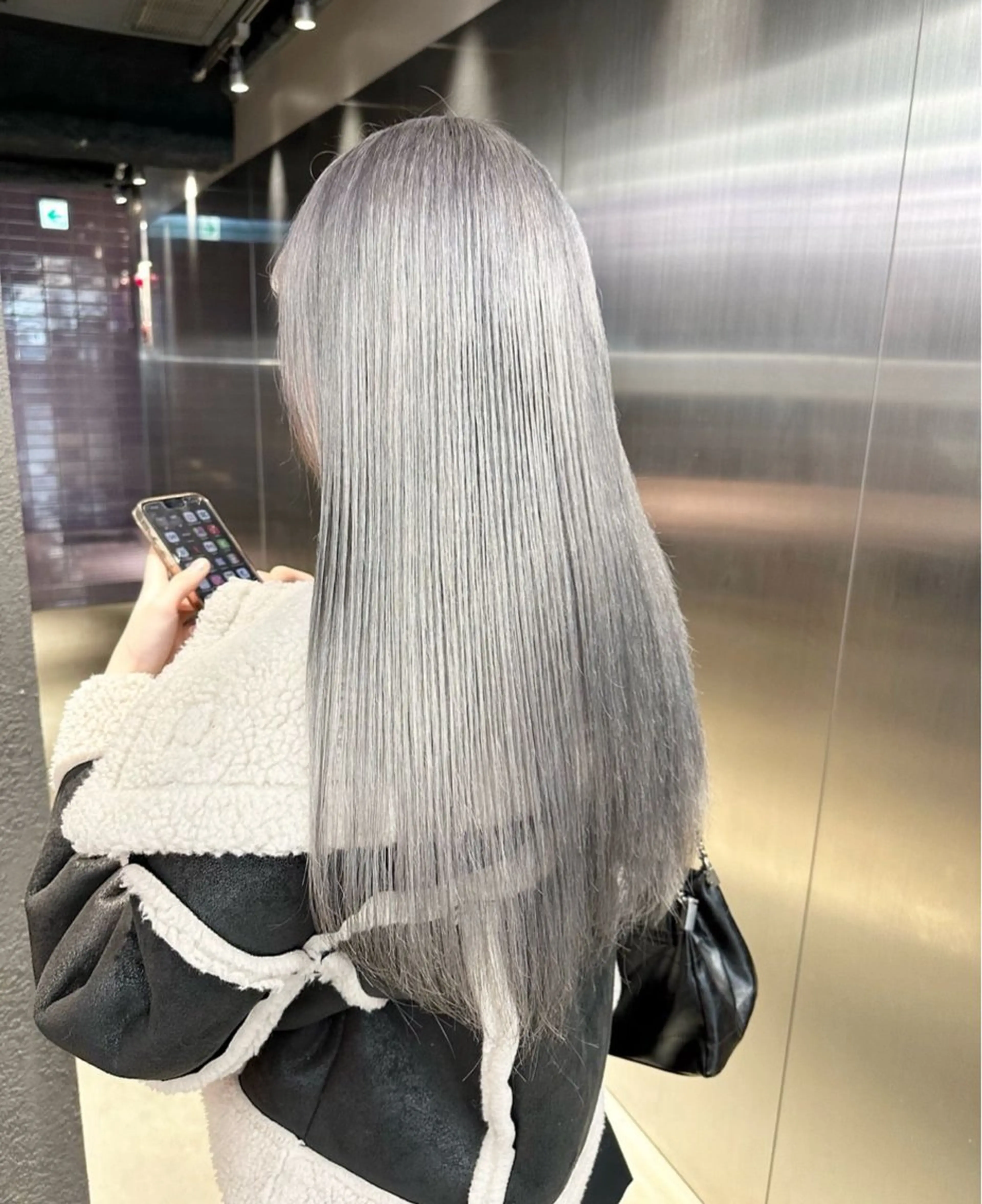 ロング 名古屋栄♡PELE/ ブリーチ/ハイトーンのヘアスタイル