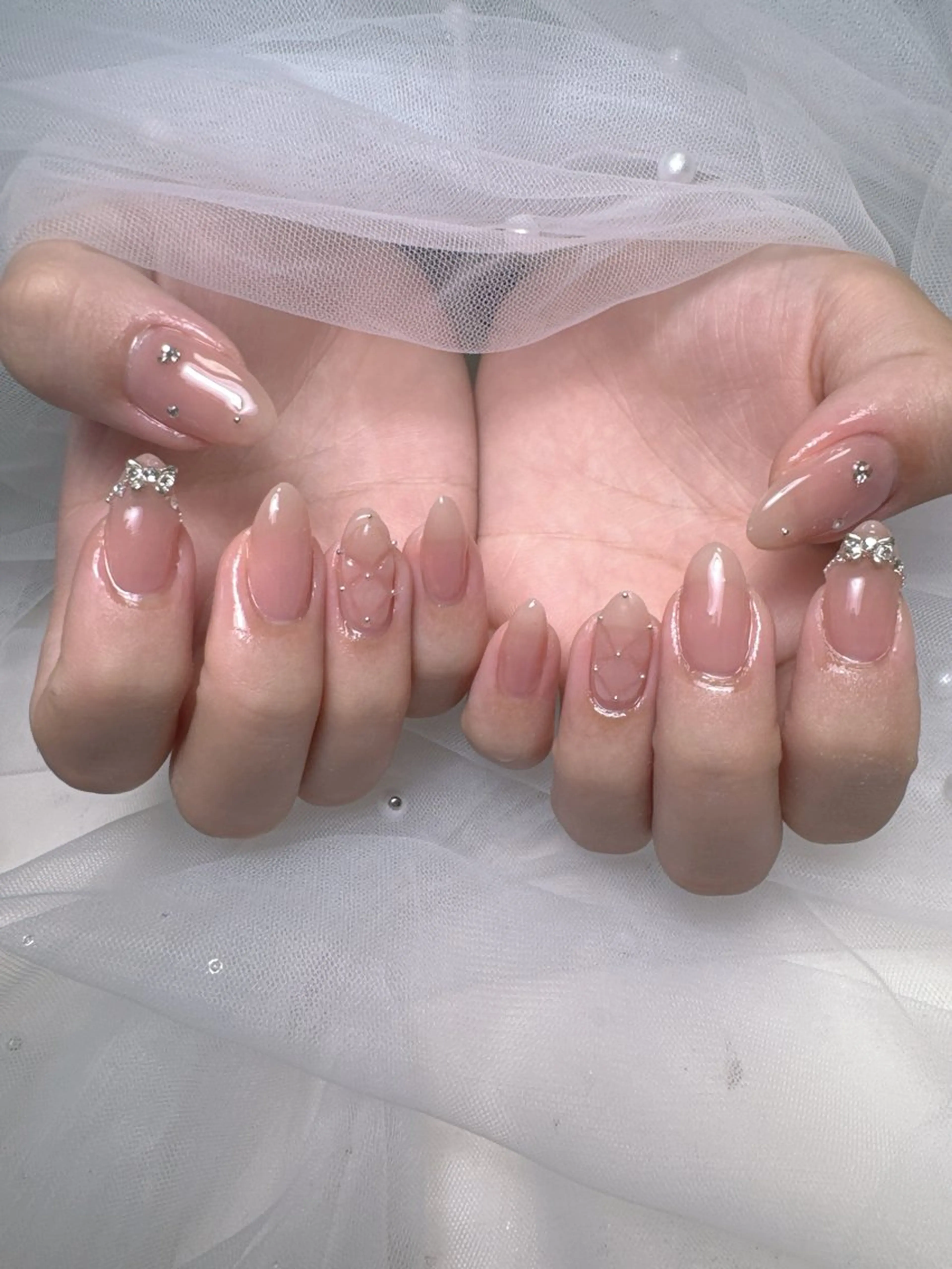 ネイル 持ち込み ハンドネイル Queeens nailのネイルデザイン