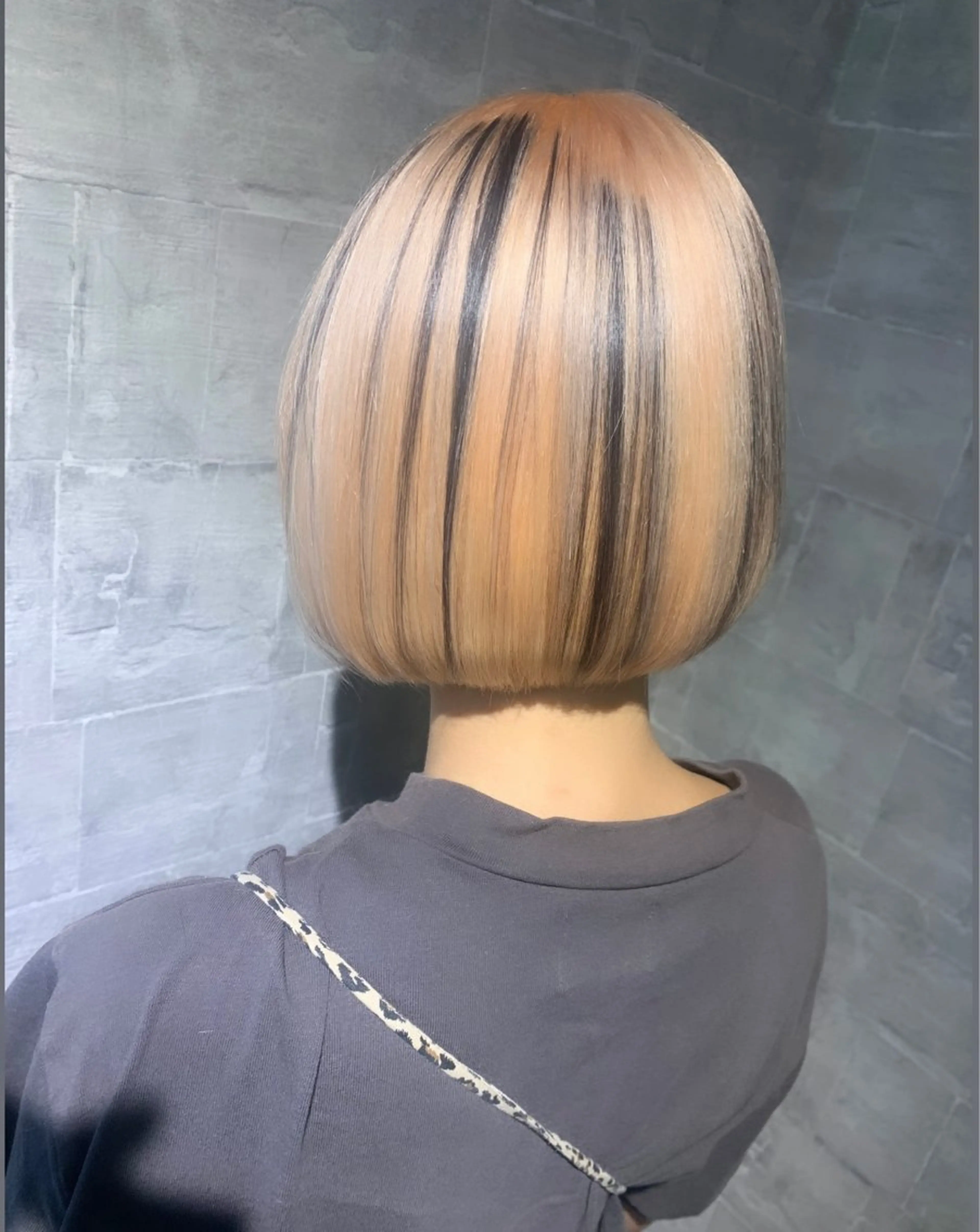ミディアム ミディアムパーマ ボブ 顔まわりレイヤー 顔周りカット ハイライト ank classic hair【アンククラシックヘアー】所属・メンズスタイル バレイヤージュ　齋藤のヘアスタイル