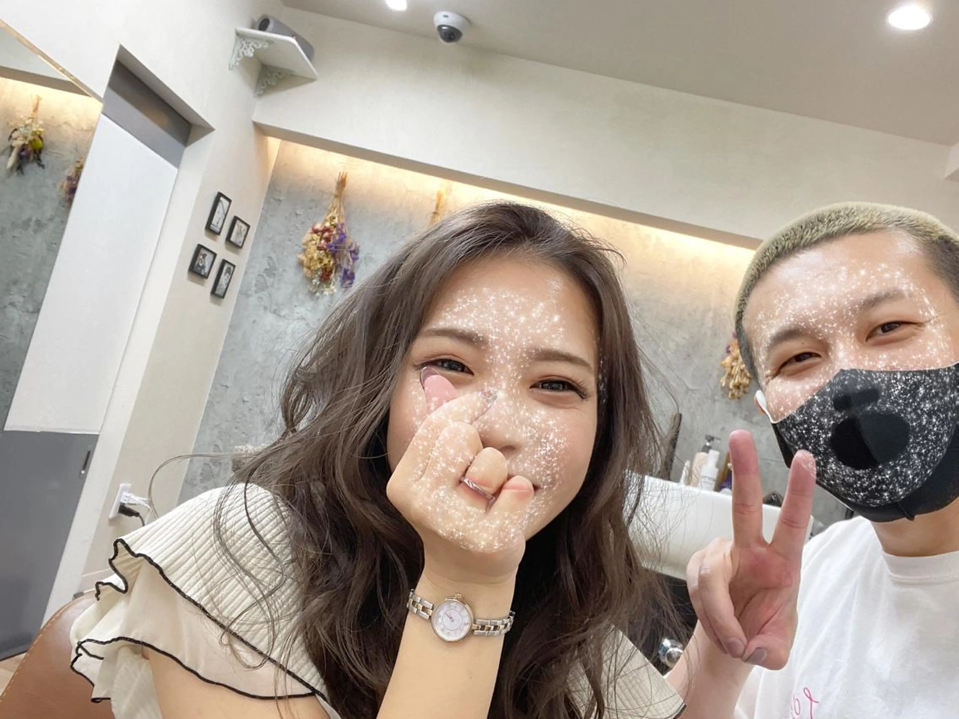 ロング カラー ハイライトカラー イルミナカラー インナーカラー ハイライト 韓国風ヘア TOWA 野村　コウダイのヘアスタイル