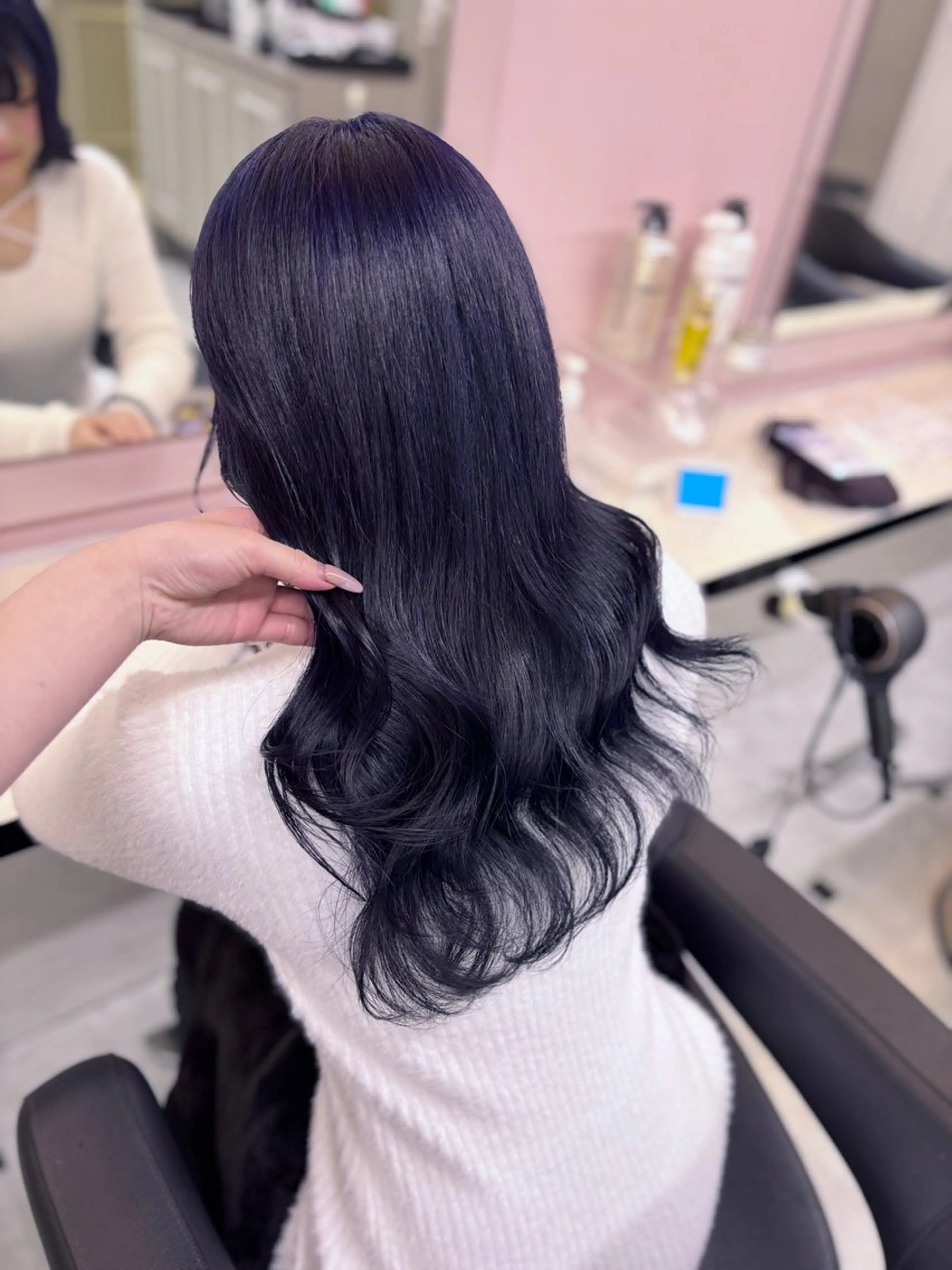 ロング カラー ブリーチ ブルーカラー ケアブリーチ ダブルカラー ラベンダーカラー 💙ハイトーン韓国風 色白ヘア💙manaのヘアスタイル