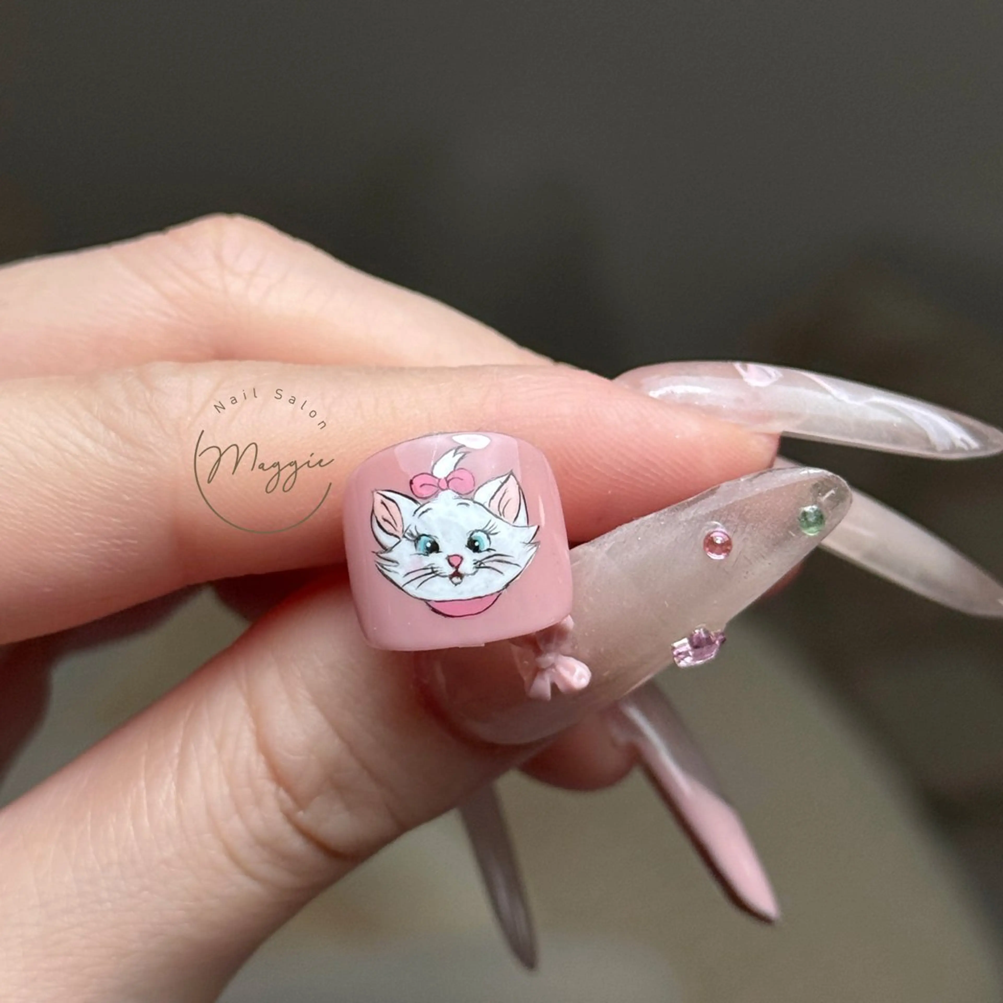 ネイル Maggie Nail🦩のネイルデザイン