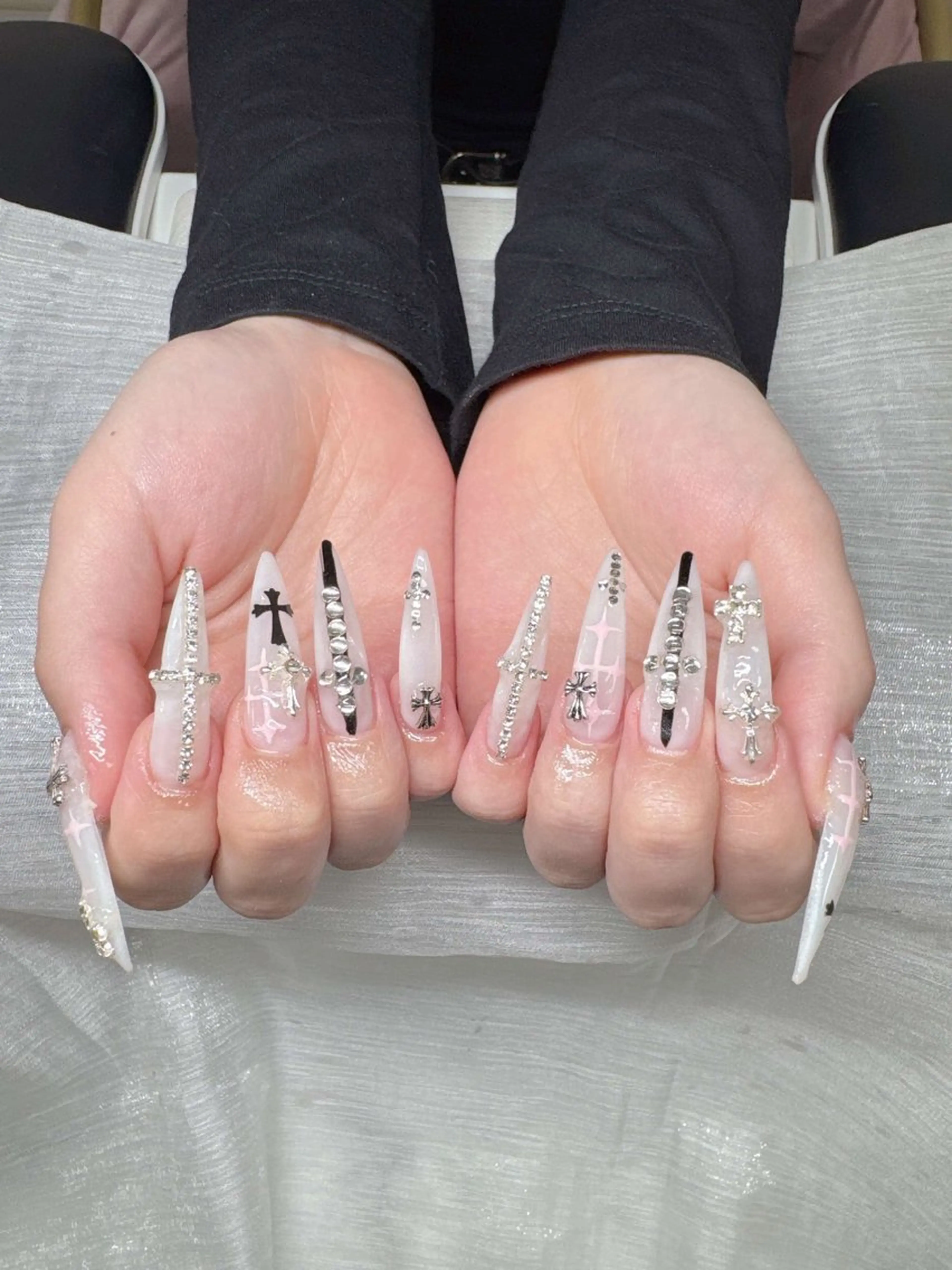 ネイル 長さ出し グラデーション キラキラネイル マグネットネイル ニュアンスネイル ハンドネイル Lee Nails チップ長さだし専門店のネイルデザイン