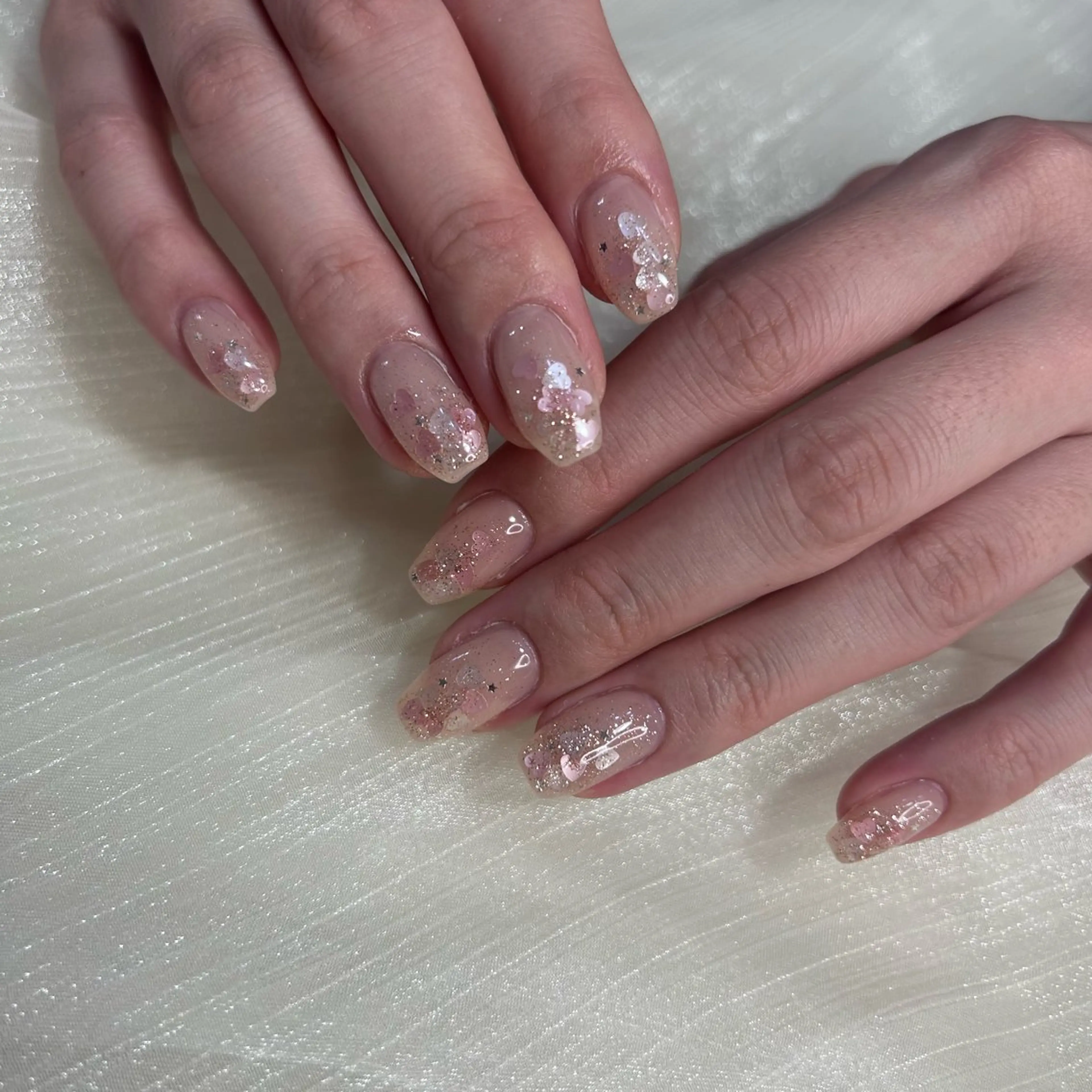 ネイル ハンドネイル 西岡 杏のネイルデザイン