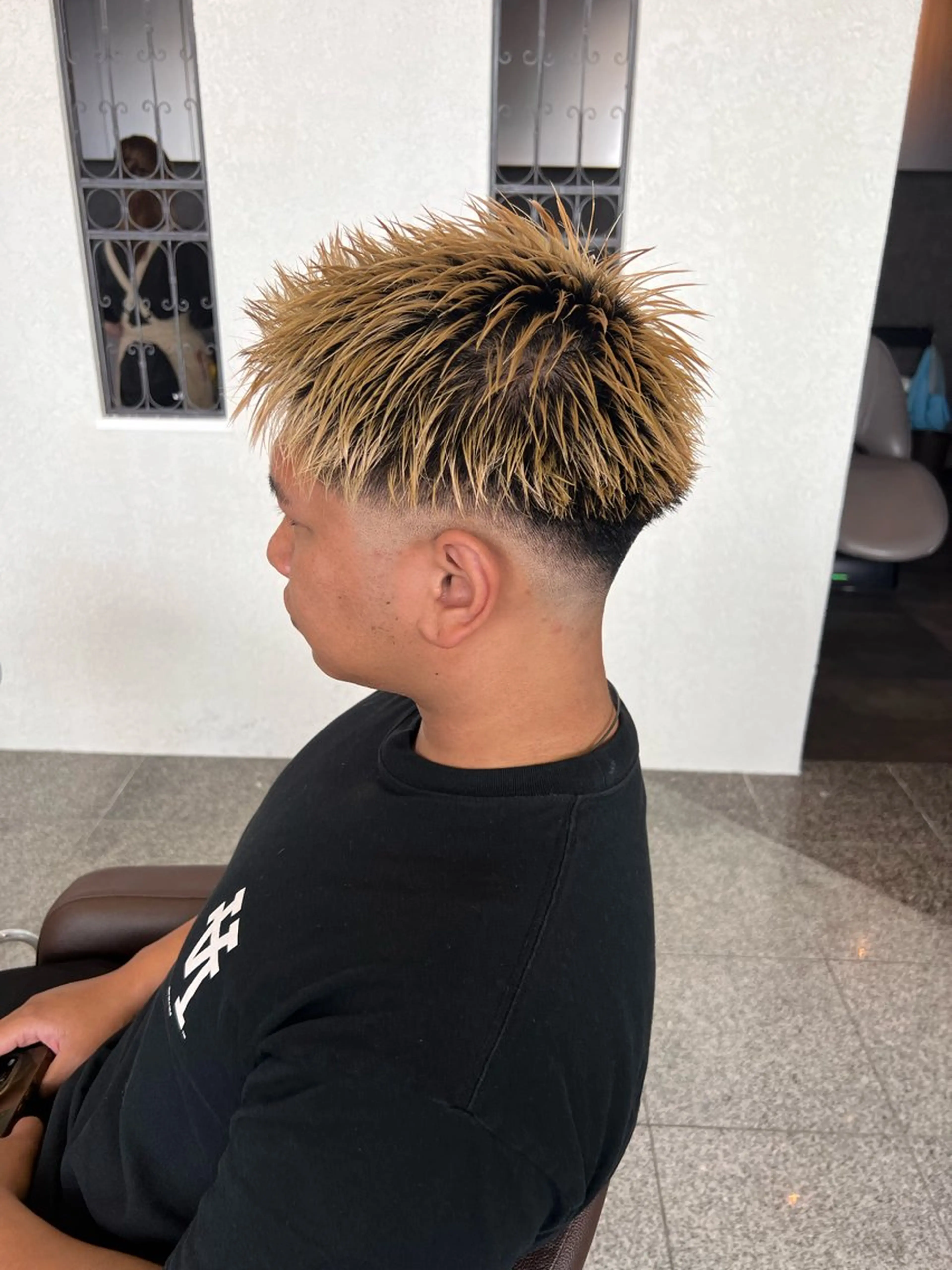 ショート カット トリートメント Oops旧TABOO 早野太郎のヘアスタイル