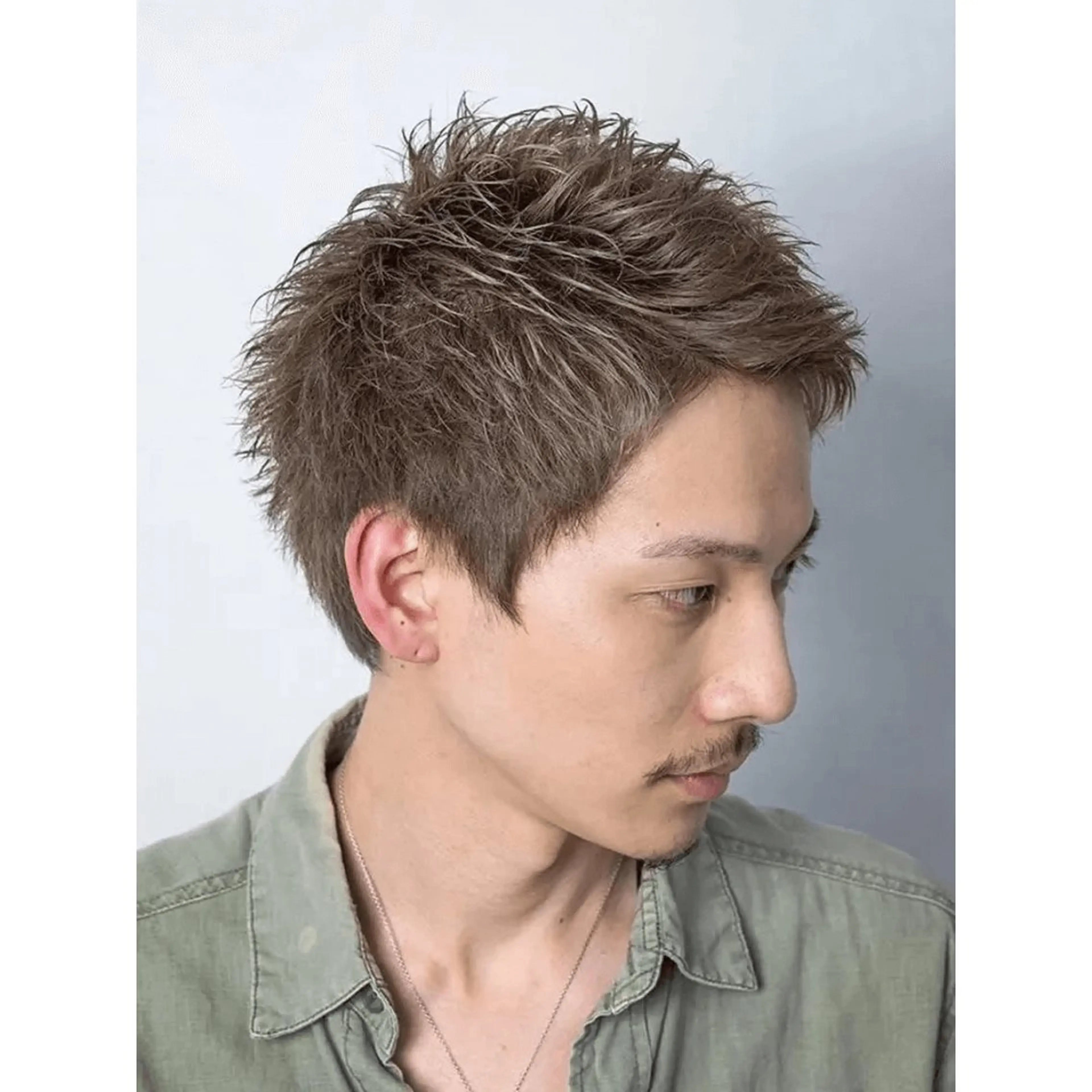 ショート ショートヘア 井上 笑太朗のヘアスタイル
