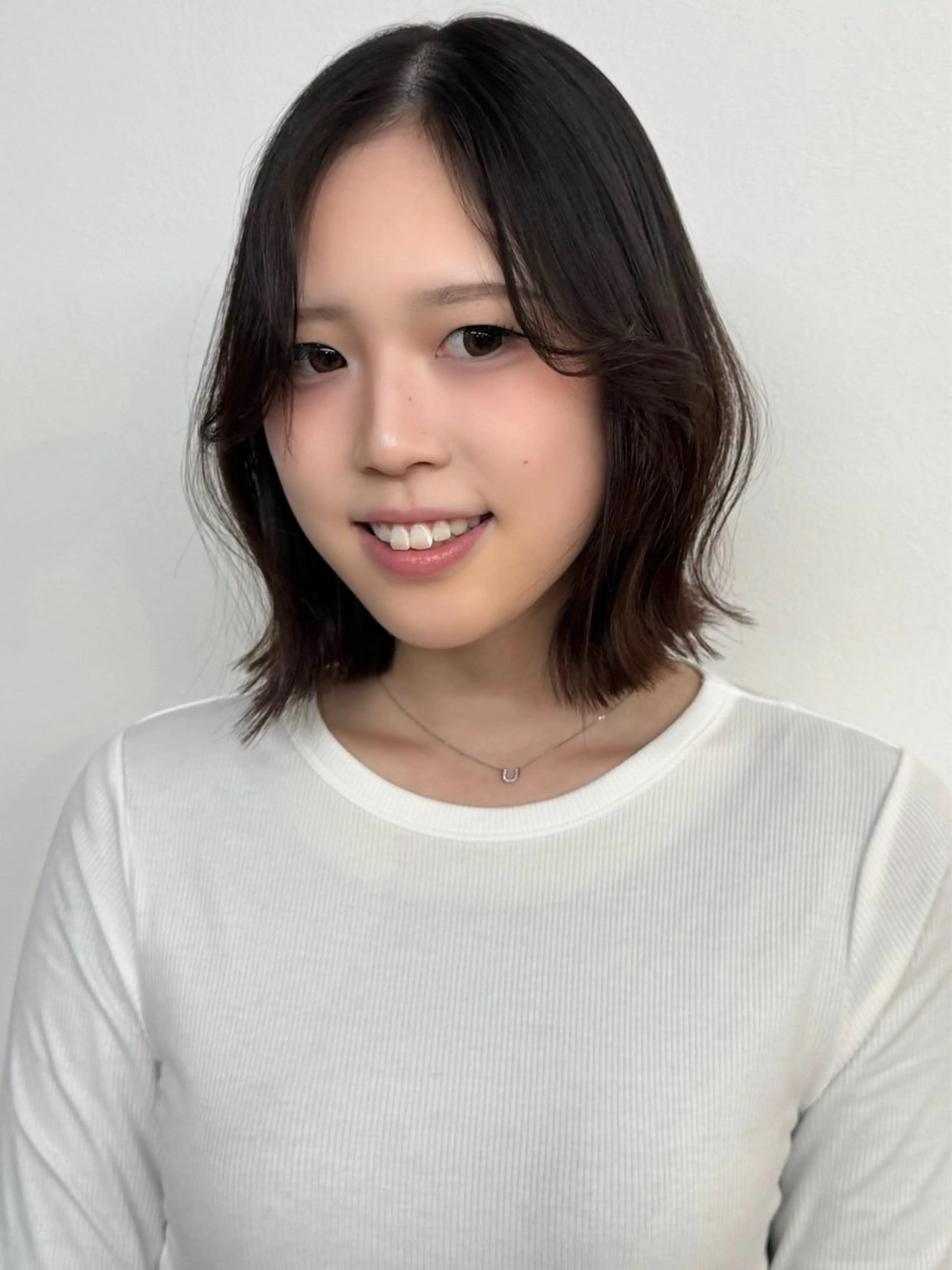 ミディアム 切りっぱなしボブ ボブ 外ハネヘア 🆓カットモデル募集 ／はねだのヘアスタイル