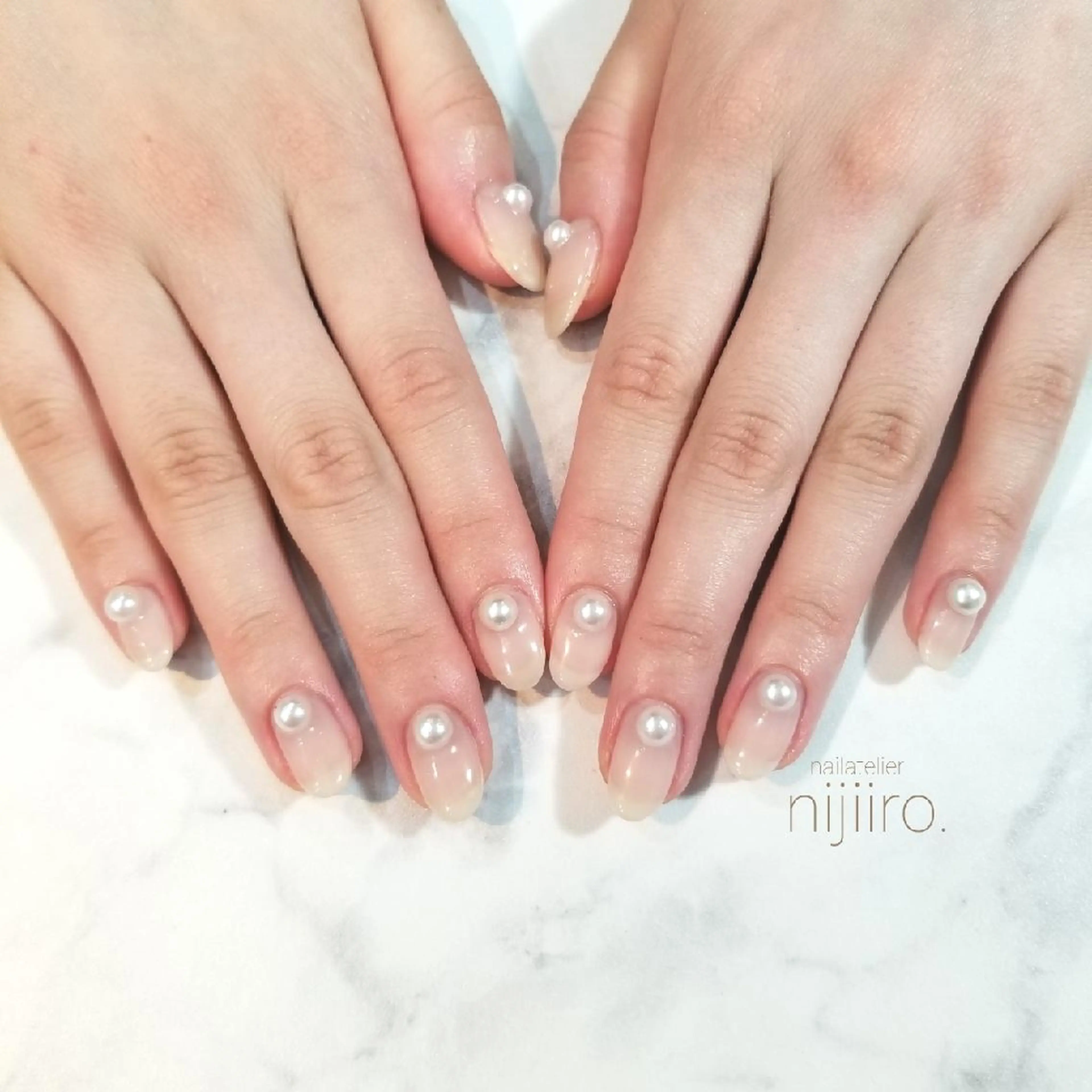 ネイル ハンドネイル nijiiro🌈 サトウのネイルデザイン