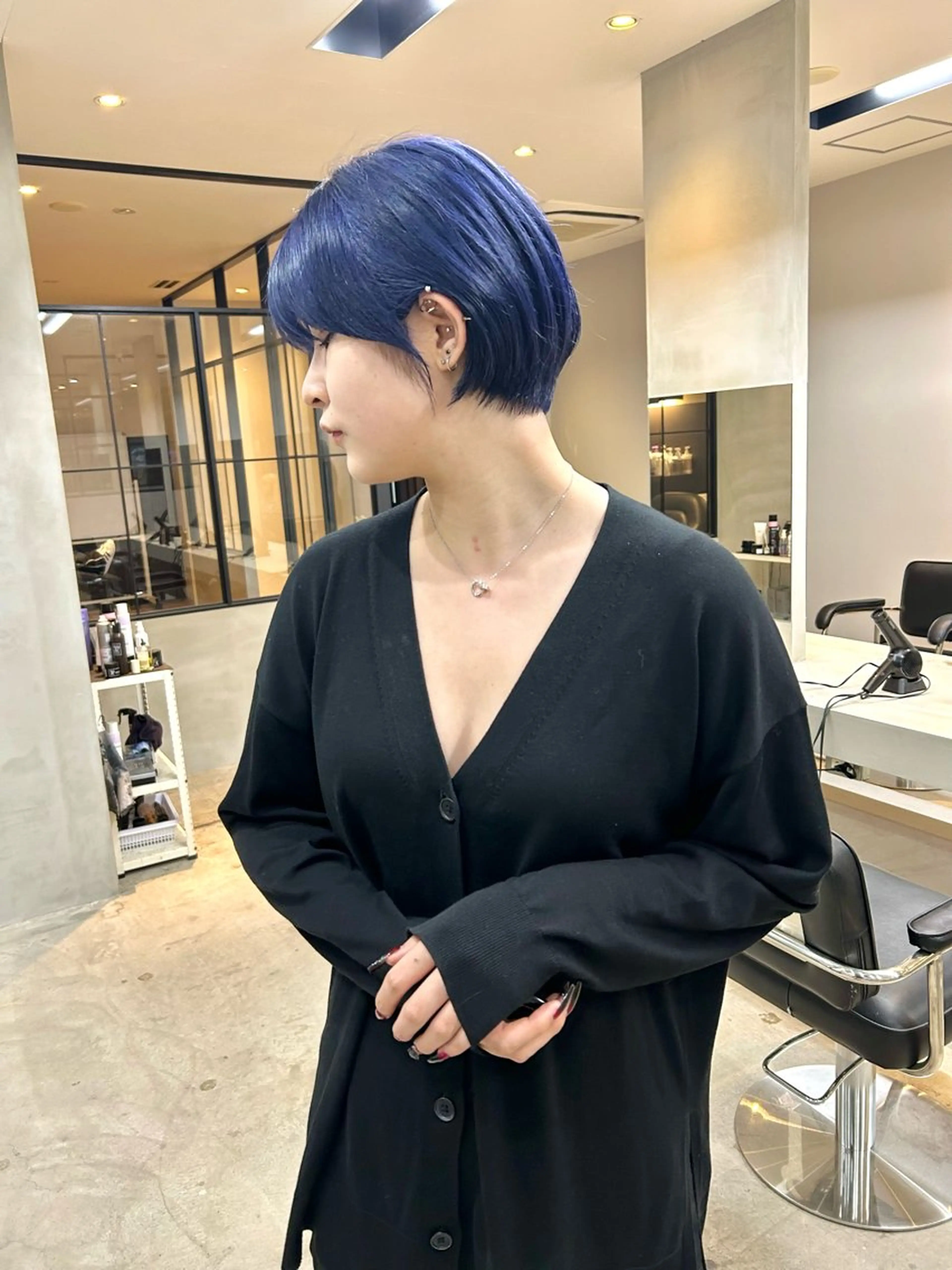 ショート カラー 一ノ瀬 暁のヘアスタイル