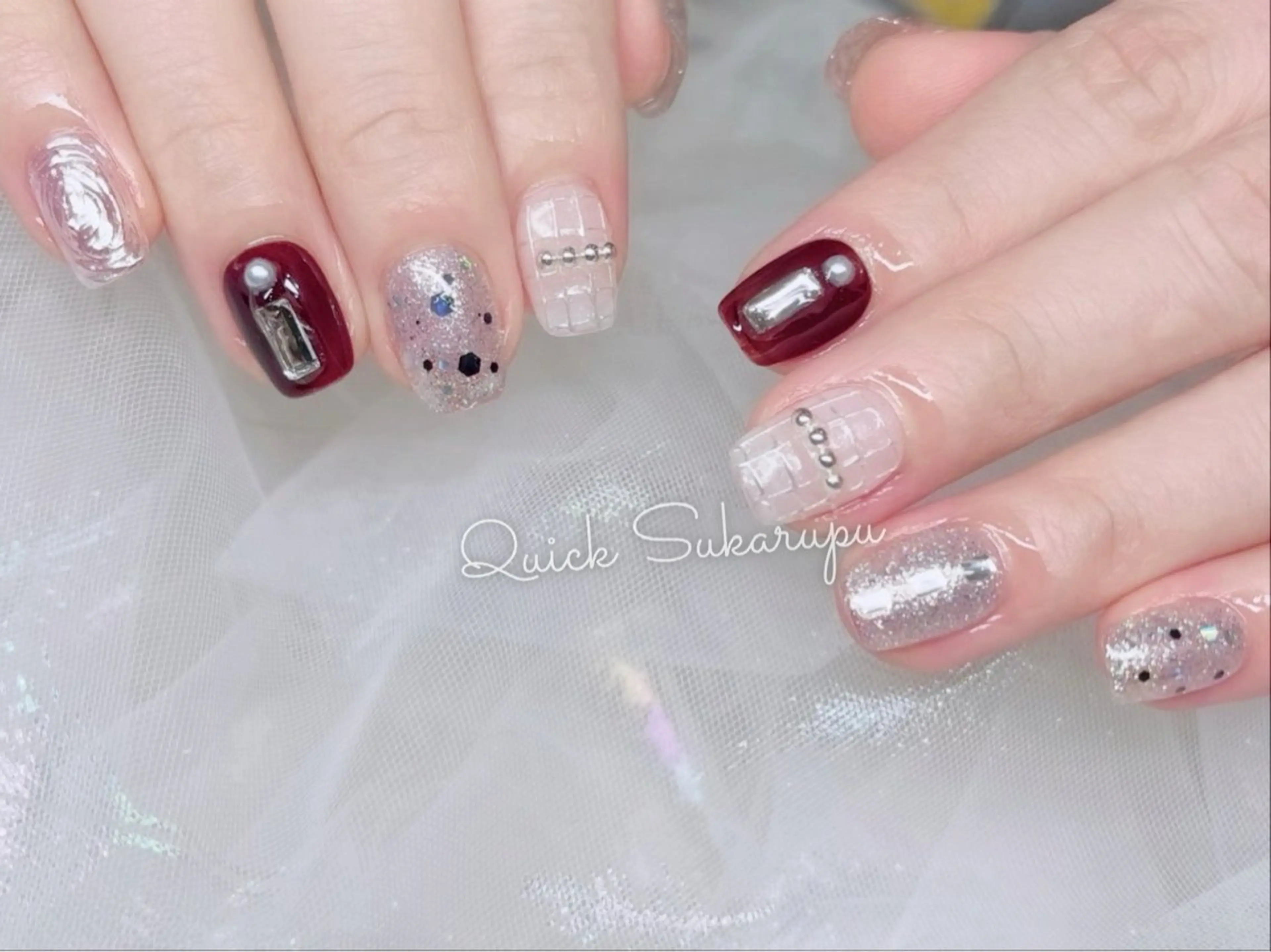 ショート ハンドネイル Quick Sukarupuのネイルデザイン