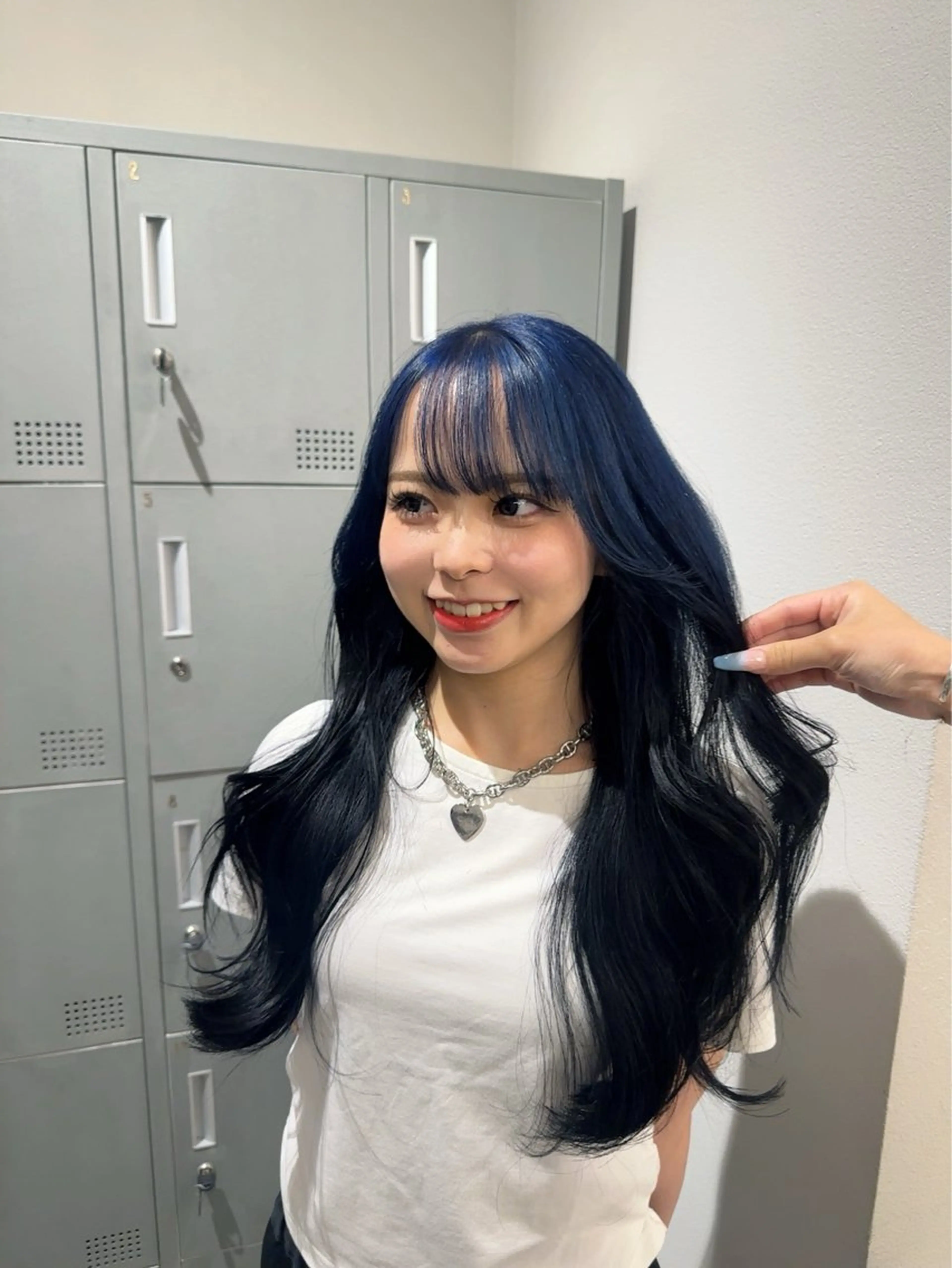 ロング 透け感オリーブ/レイ ヤーカット/KaHoのヘアスタイル