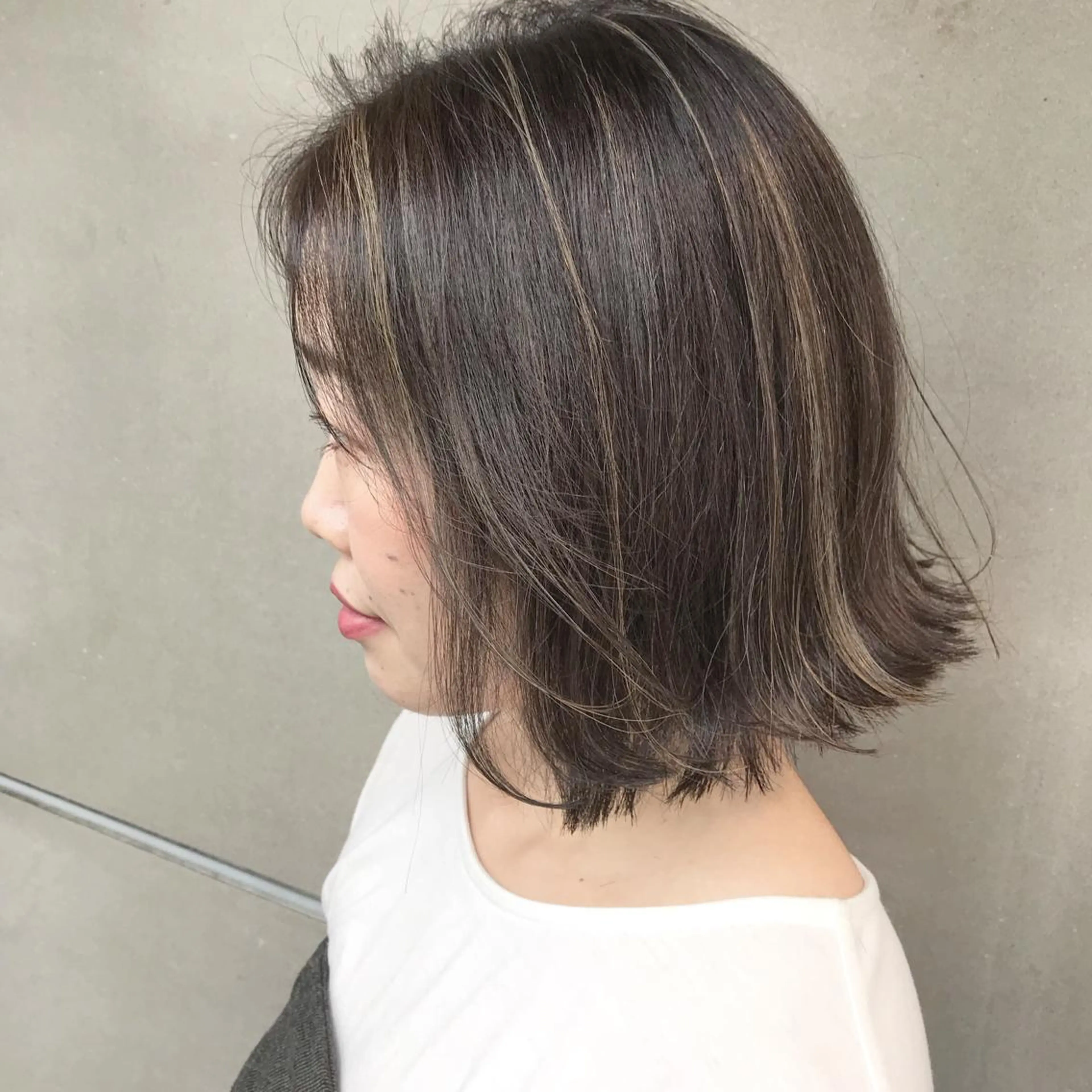 ショート カラー グレージュ ハイライトカラー ハイライト 【渋谷で人気】艶髪× 髪質改善/ツヤカラーのヘアスタイル