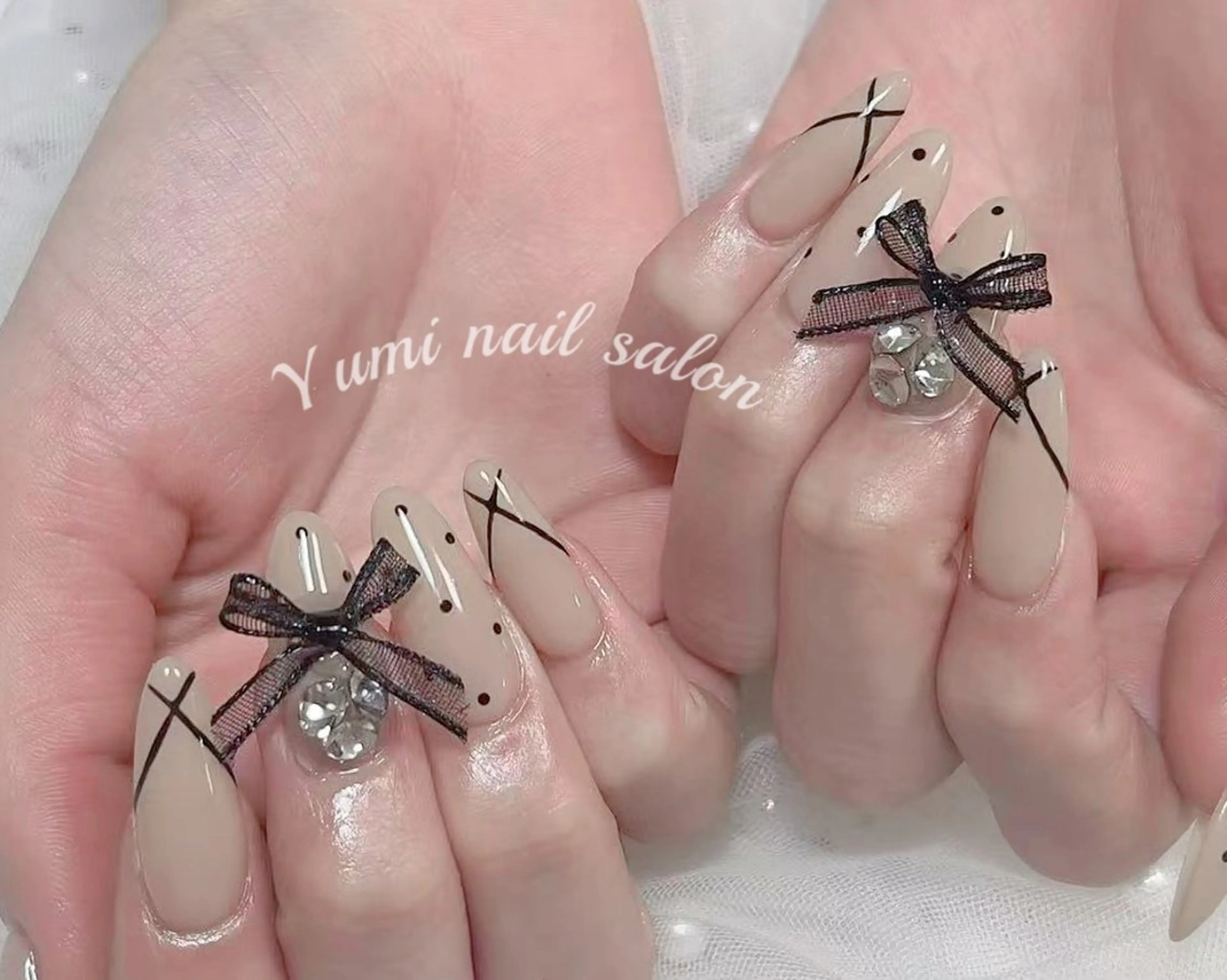 ネイル shineジェル& チップ長さだしのネイルデザイン