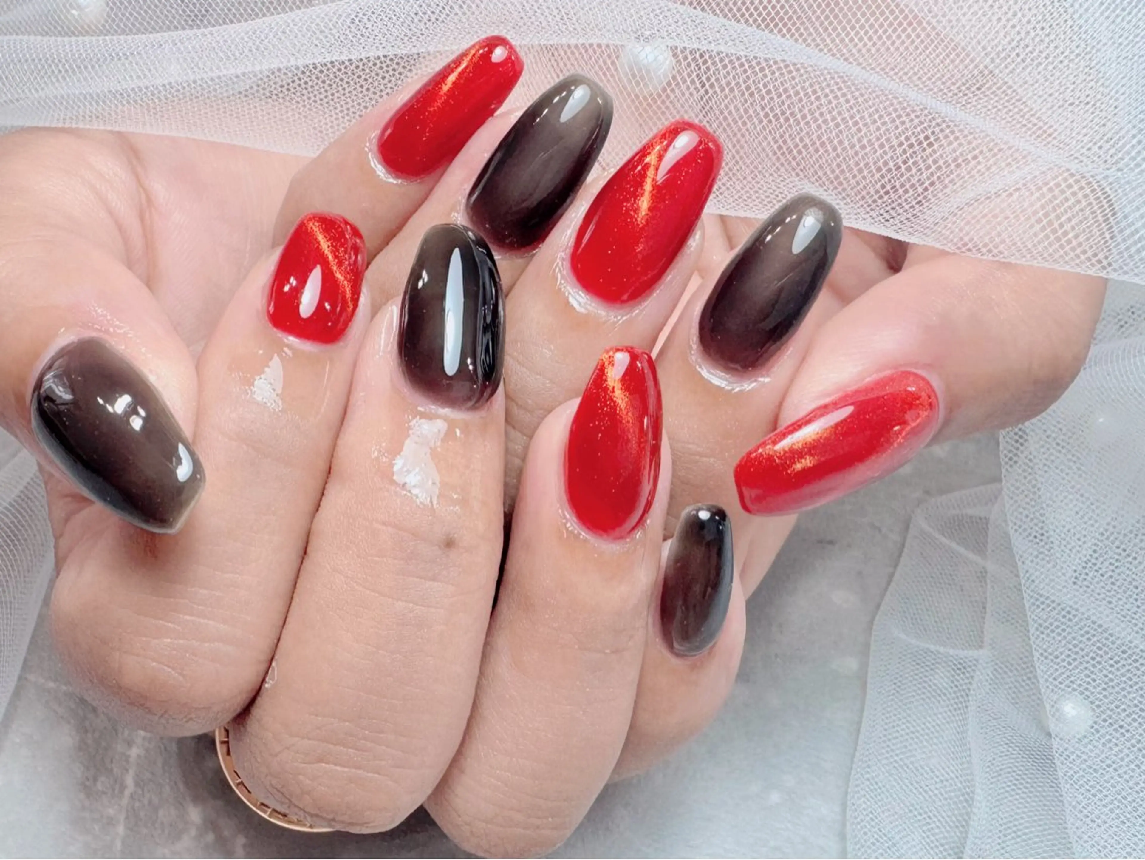 ネイル マジックミラー所属・マジック ミラーのネイルデザイン