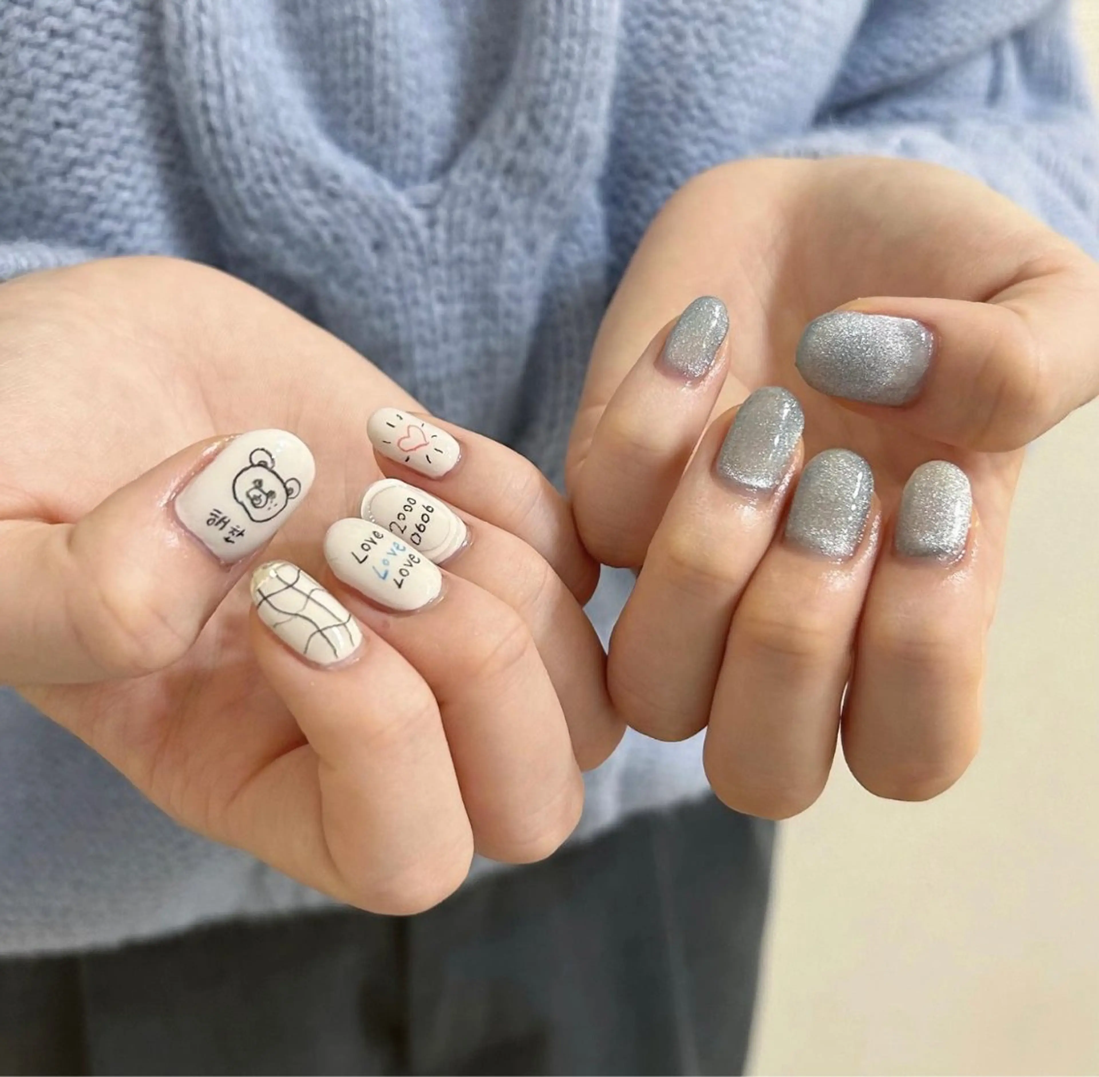 ネイル ブルー フットネイル ジェルネイル キラキラネイル 韓国ネイル RooM -mizuki-のネイルデザイン