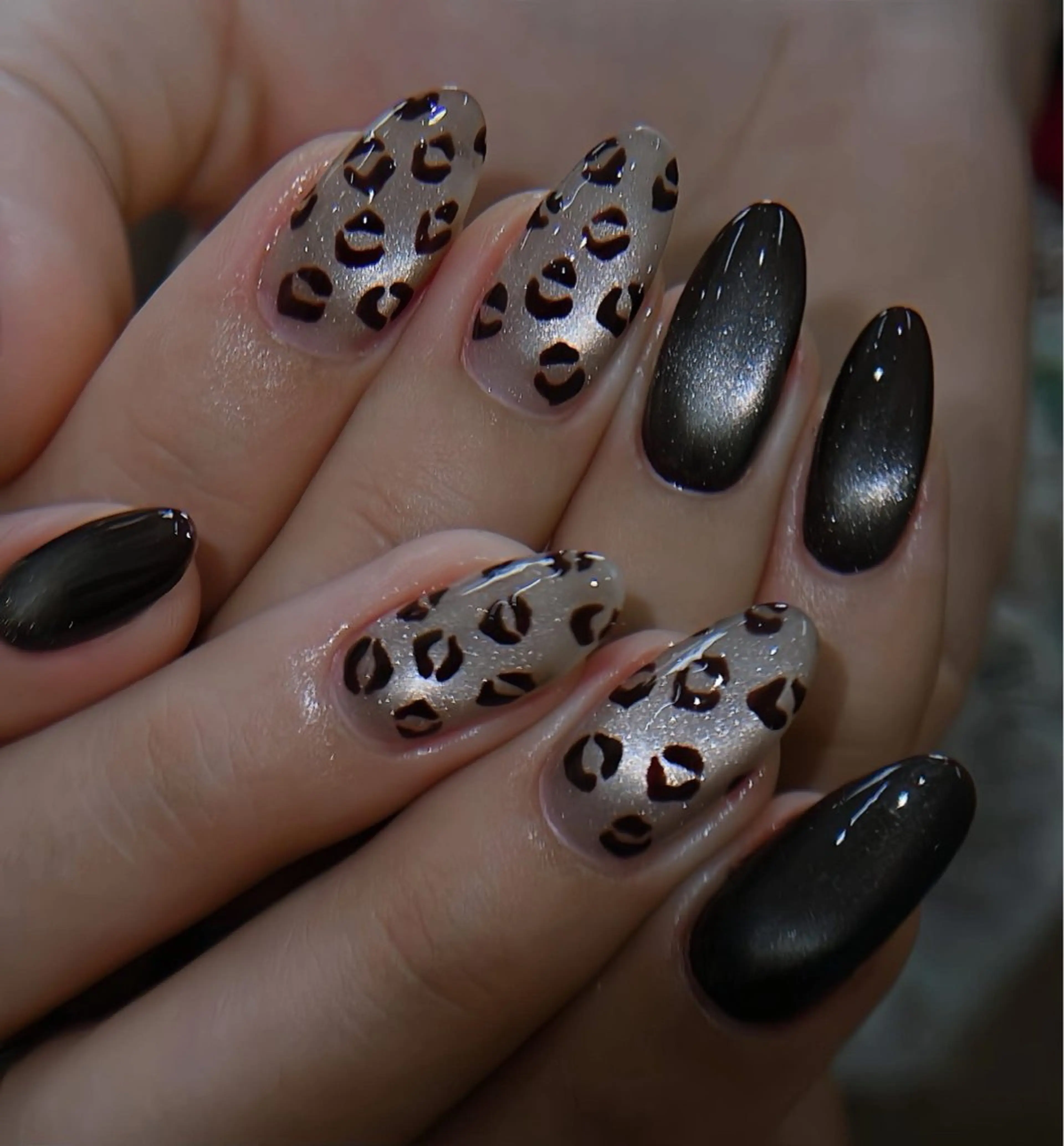 自爪・シンプルデザイン 4本デザイン(オフ追加料金1000円~)の写真