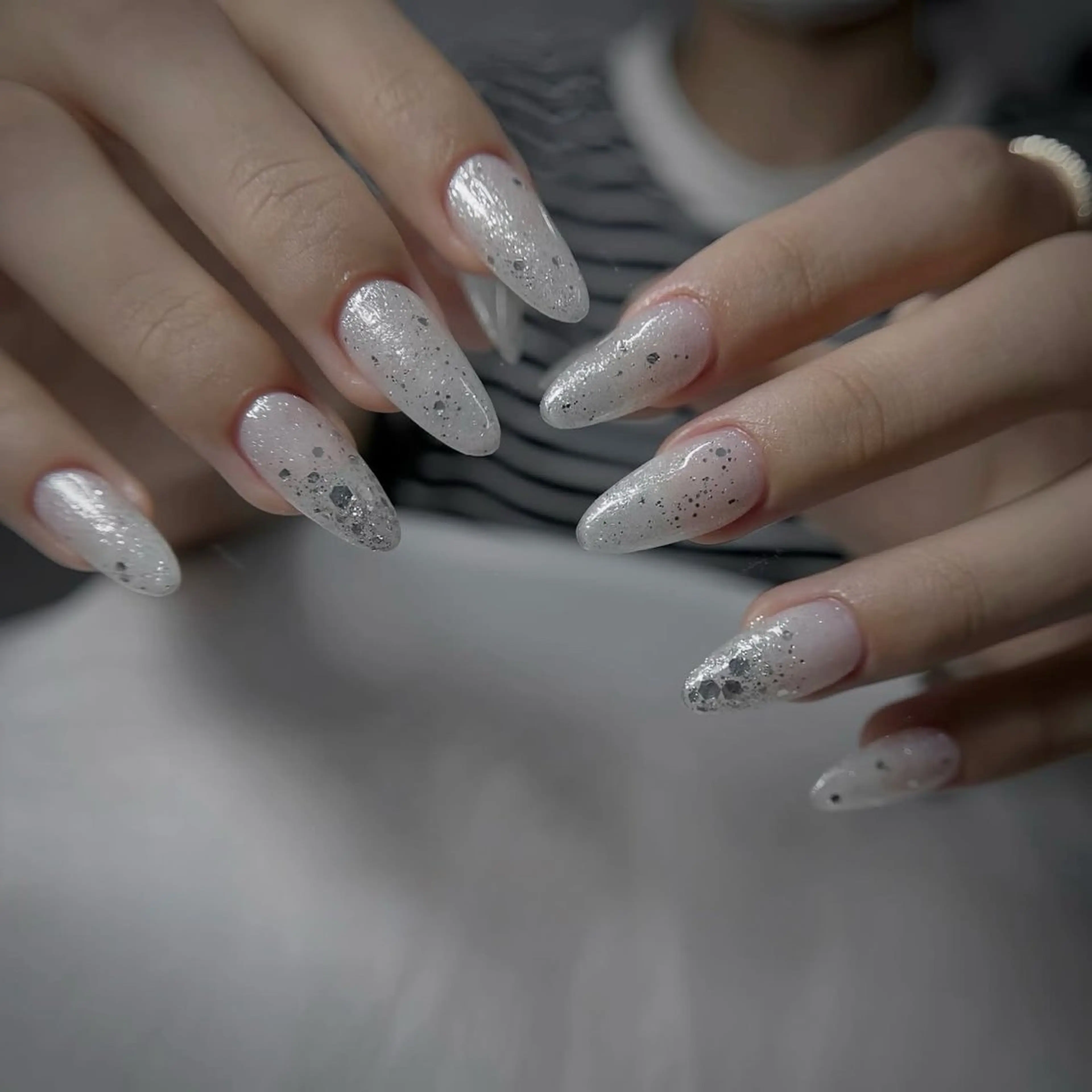 ネイル アートネイル オーロラネイル ブルー チークネイル フットネイル ハンドネイル NAILS168 新大久保店のネイルデザイン