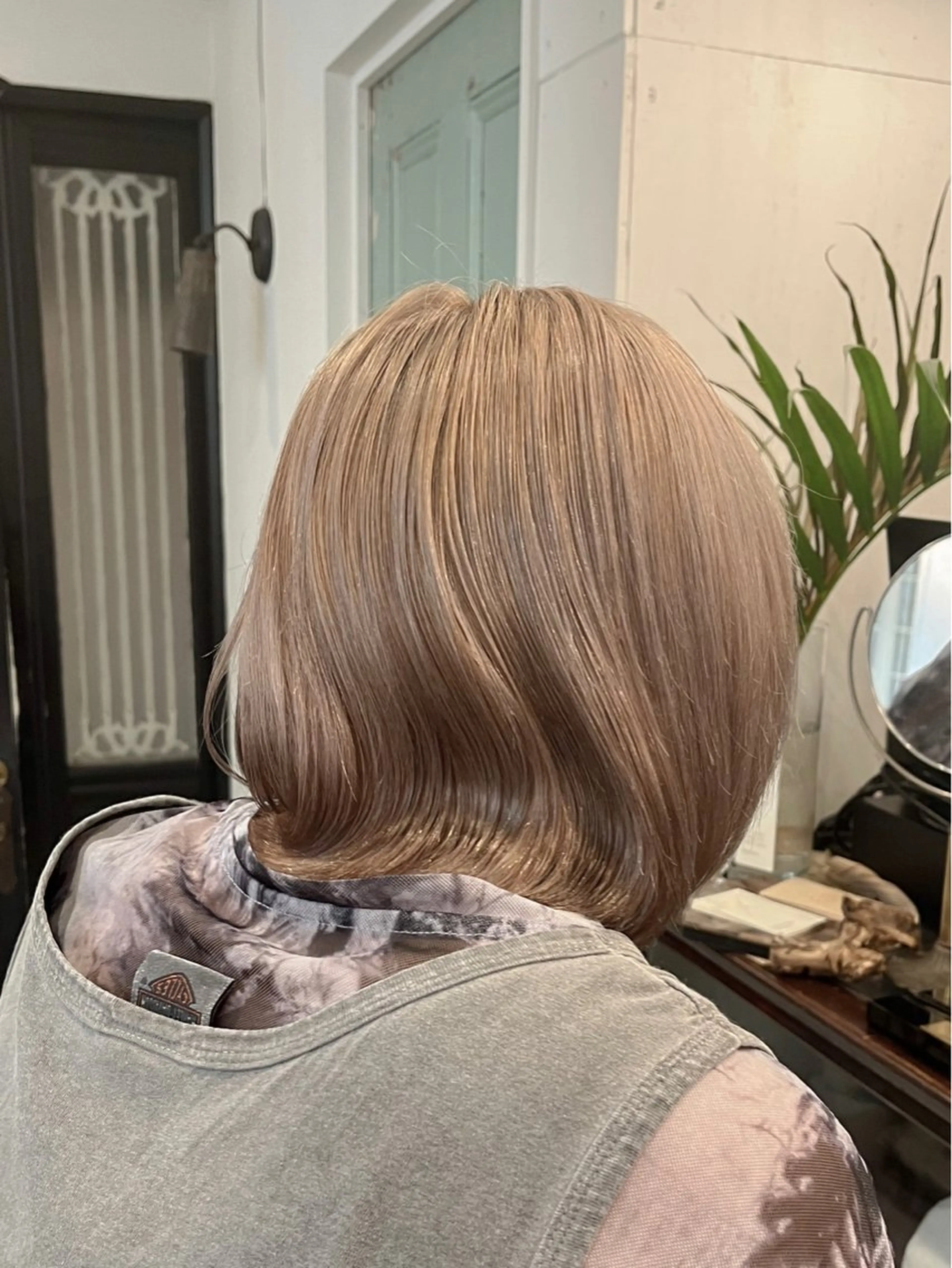 カラー ブリーチなし/透明感 /ショート/大世のヘアスタイル