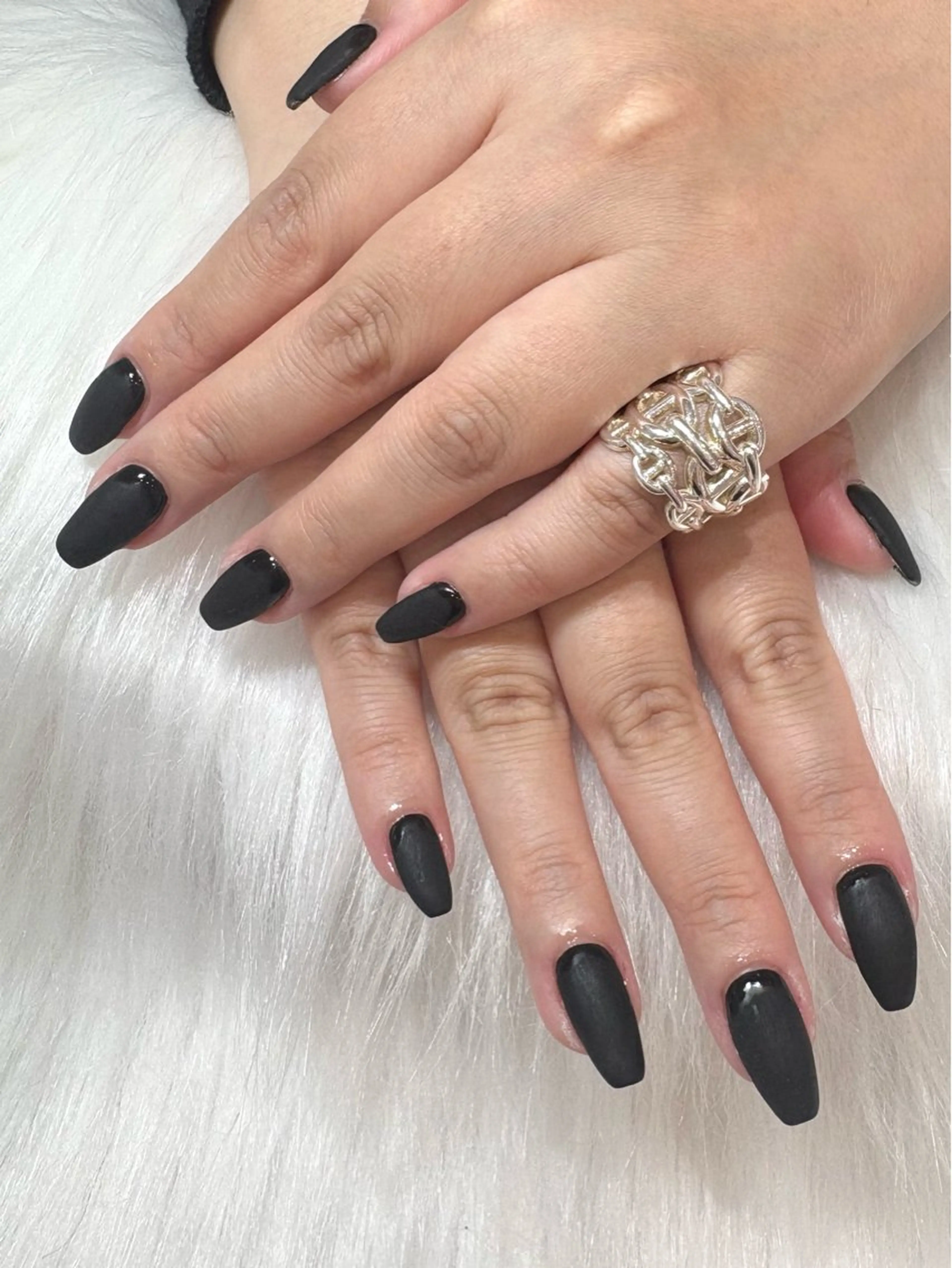 ネイル マットネイル ワンカラーネイル ハンドネイル 👾 Sakiのネイルデザイン