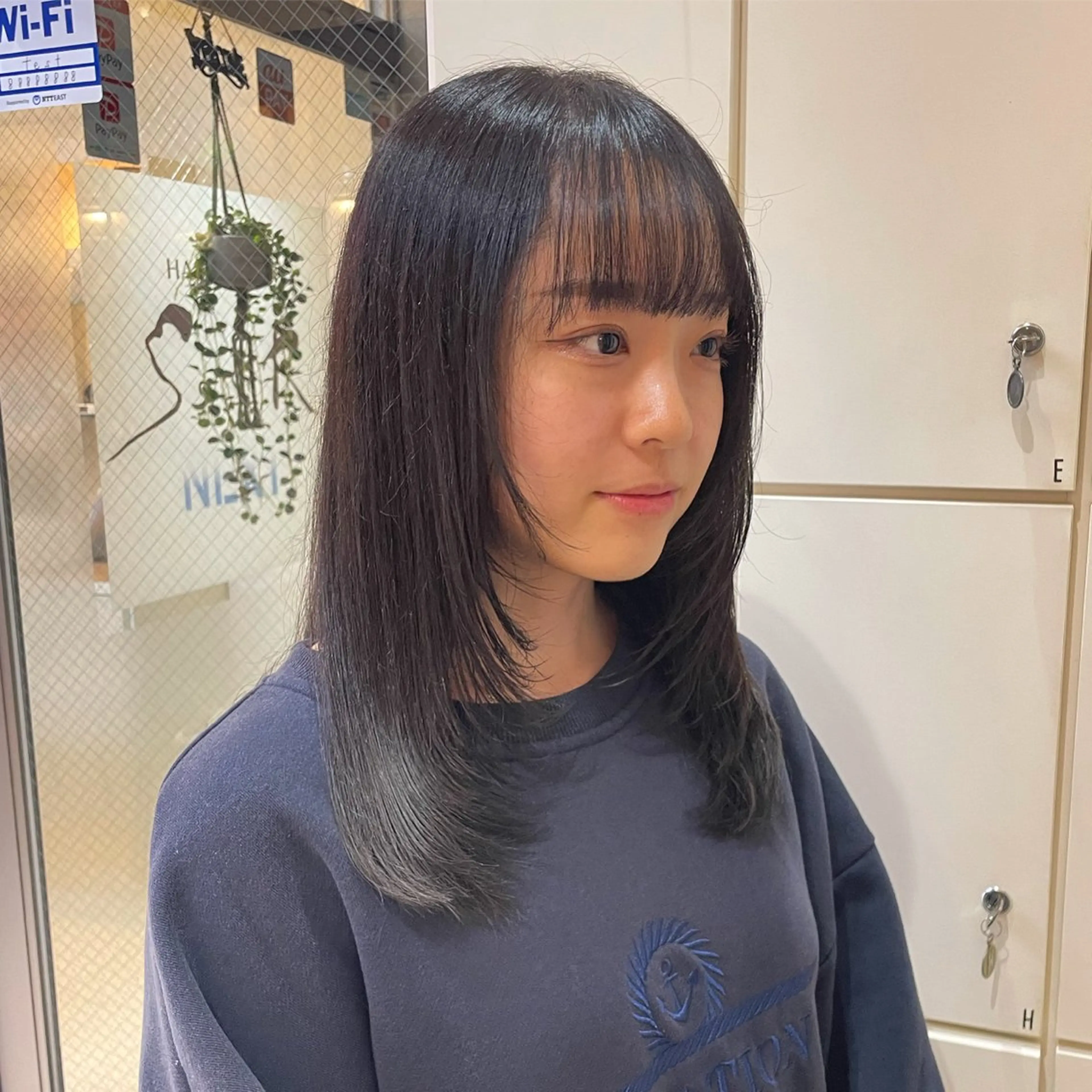 セミロング カット ヘアカラー トリートメント mao♡ベージュ/ 顔周りカットのヘアスタイル