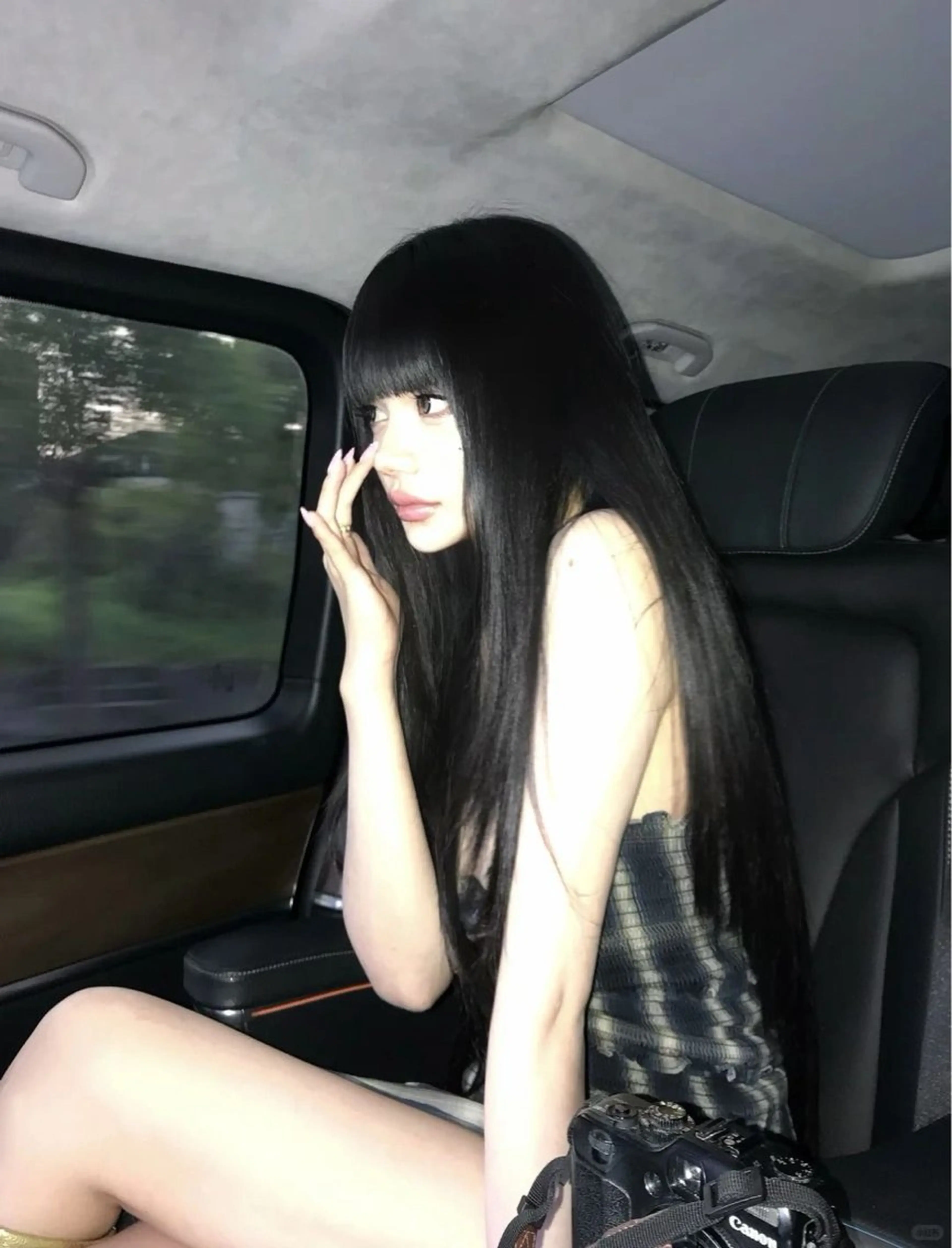 ロング 𝑲𝑶𝑲𝑶🦋 暖色ワンホン🌹💋のヘアスタイル