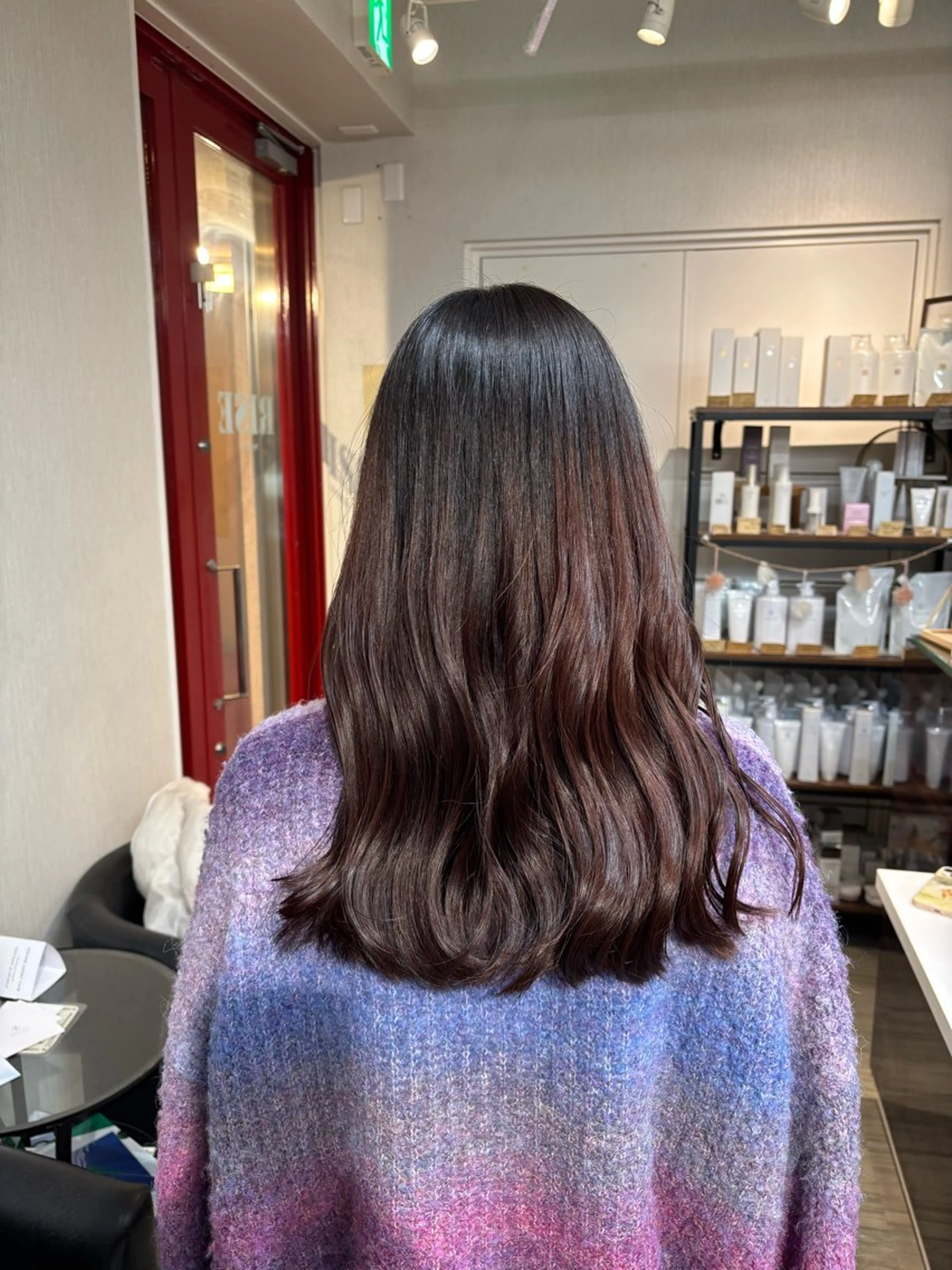 セミロング 福石 玲華のヘアスタイル