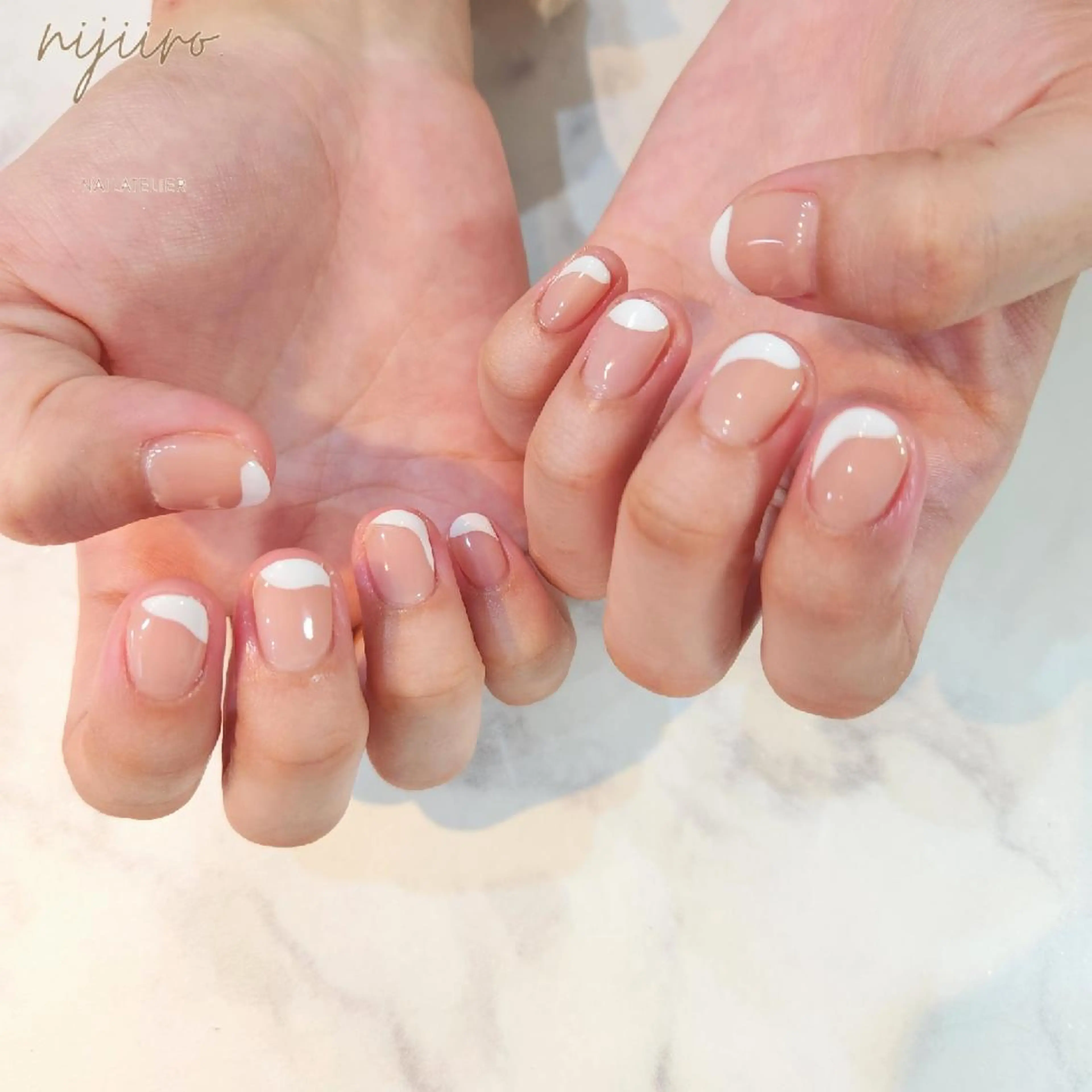 ネイル フレンチネイル ハンドネイル nailatelier nijiiro.所属・nijiiro🌈 サトウのネイルデザイン