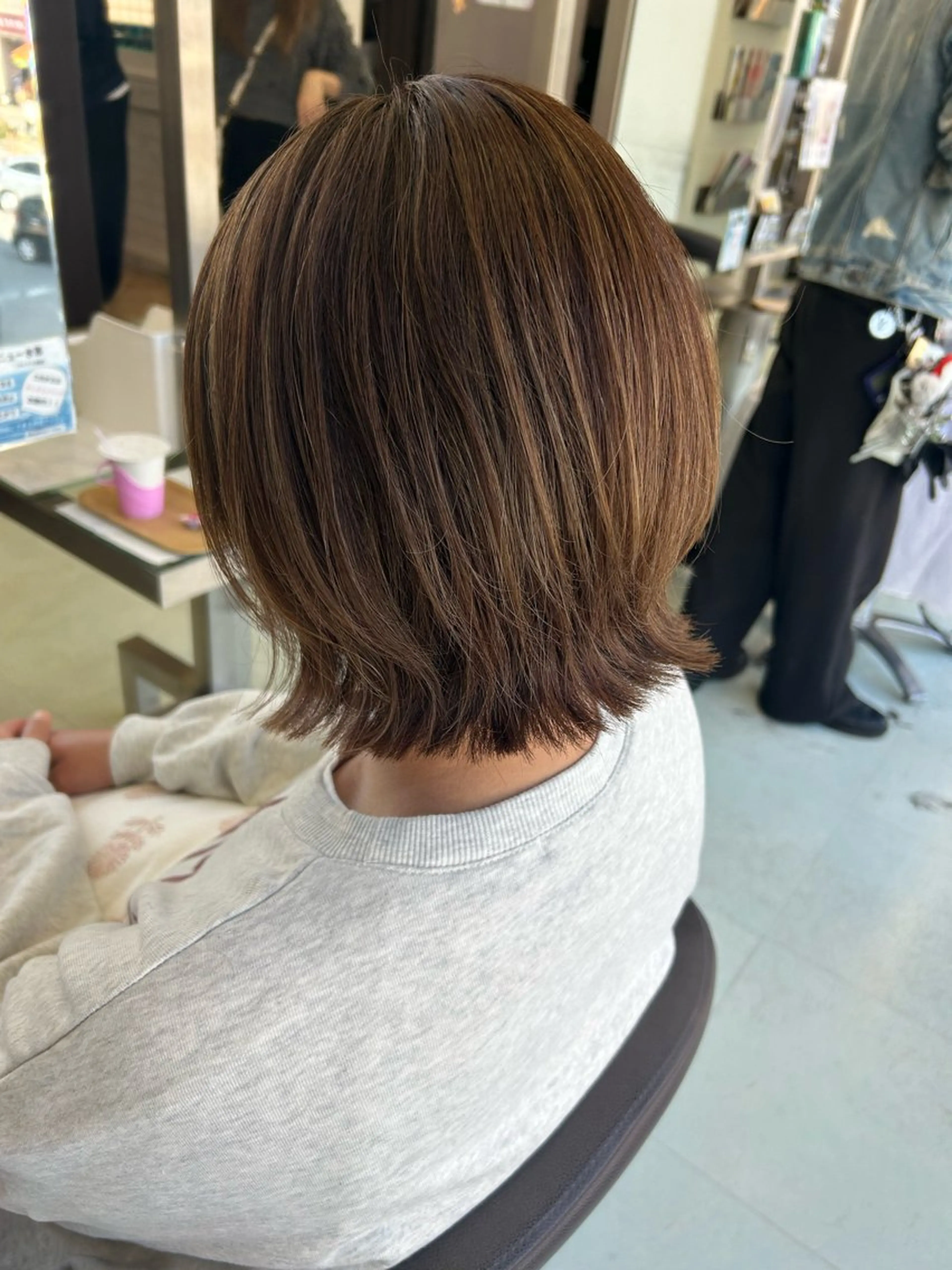 【白髪ぼかしメニュー🕊】白髪ぼかしハイライト＋全体カラー＋カット＋トリートメントの写真