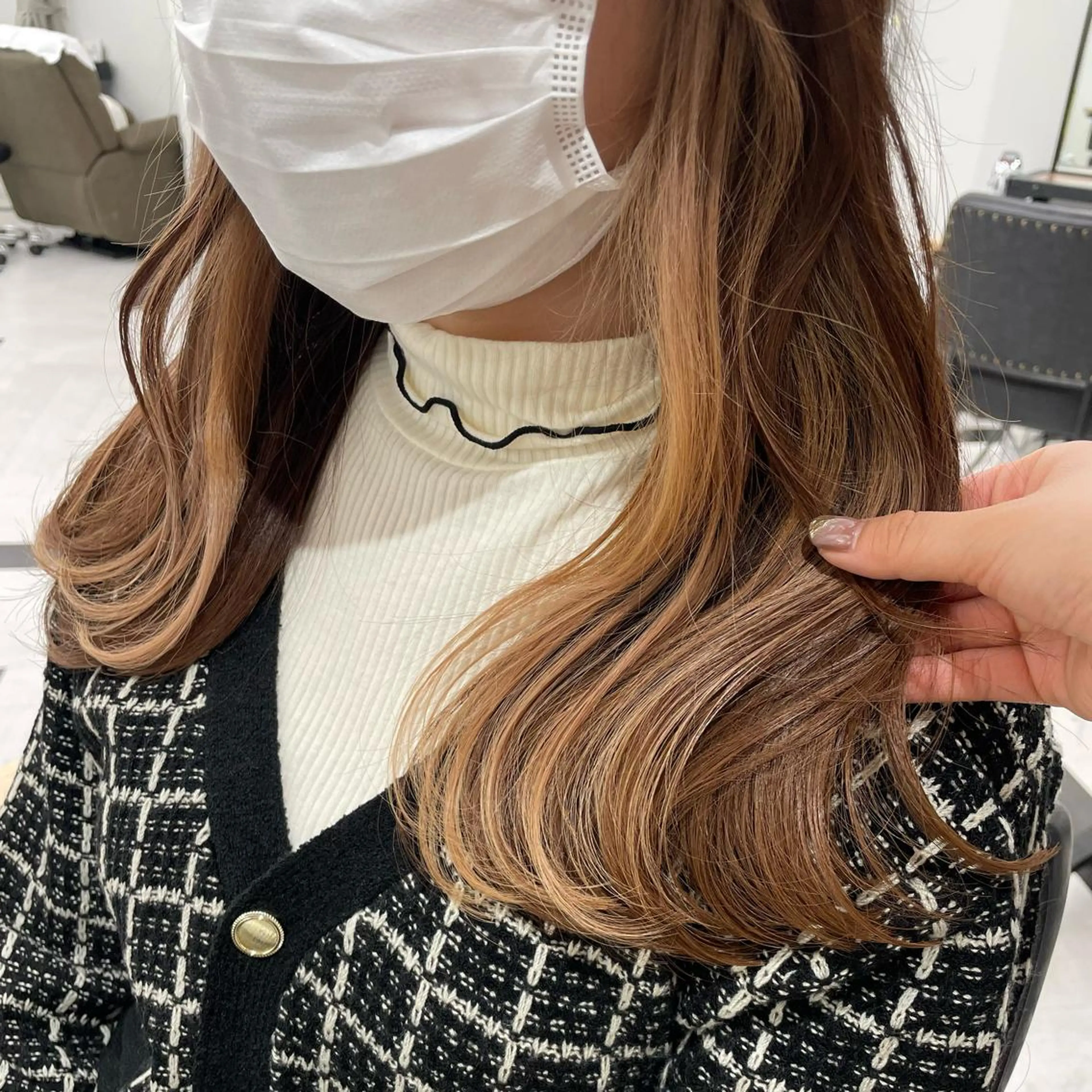 セミロング カラー パーマ ヘアアレンジ メンズ キッズ ネイル マツエク・マツパ アイブロウ ブラウン mona/ ストレートスタイル✨のヘアスタイル