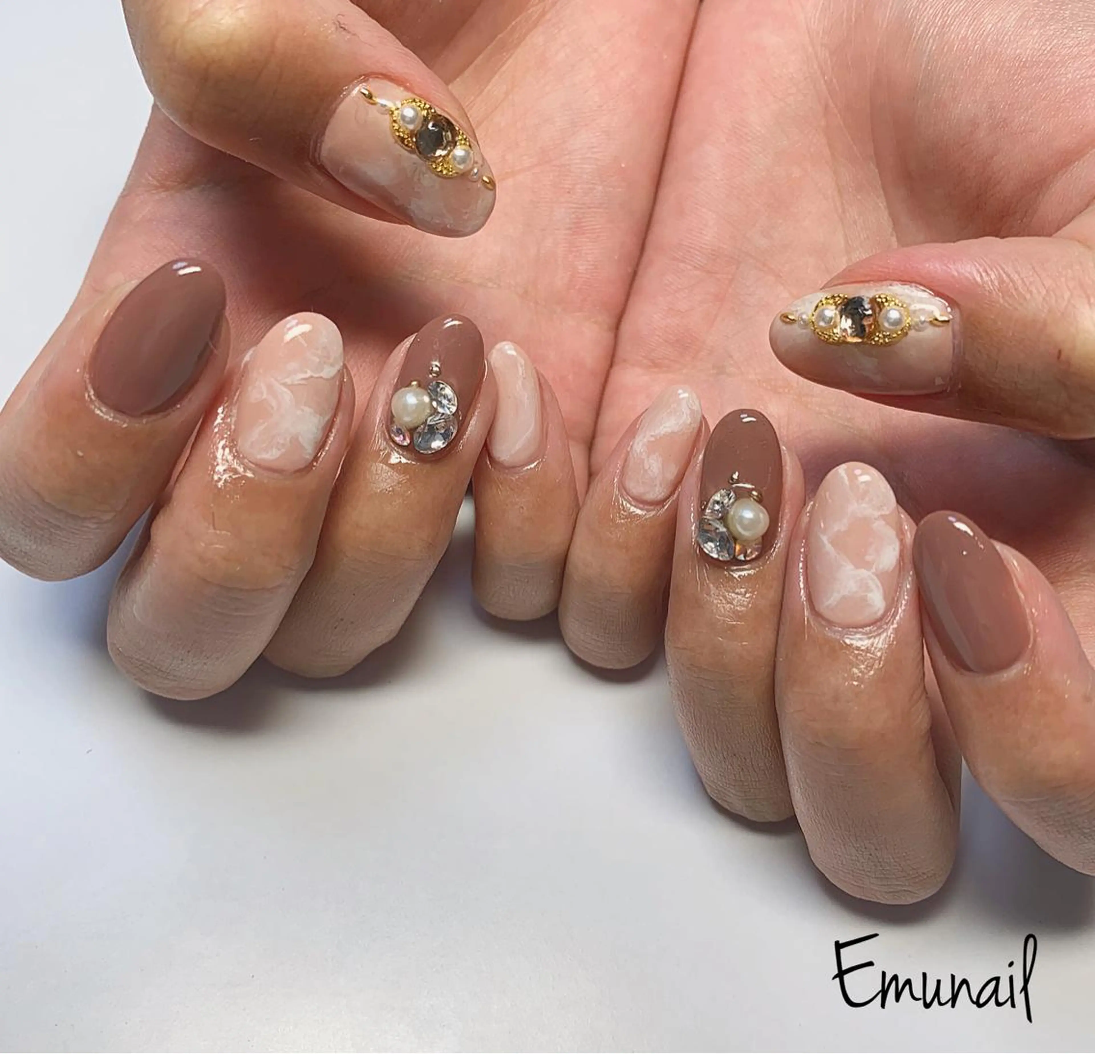 ネイル ハンドネイル Emu Nailのネイルデザイン