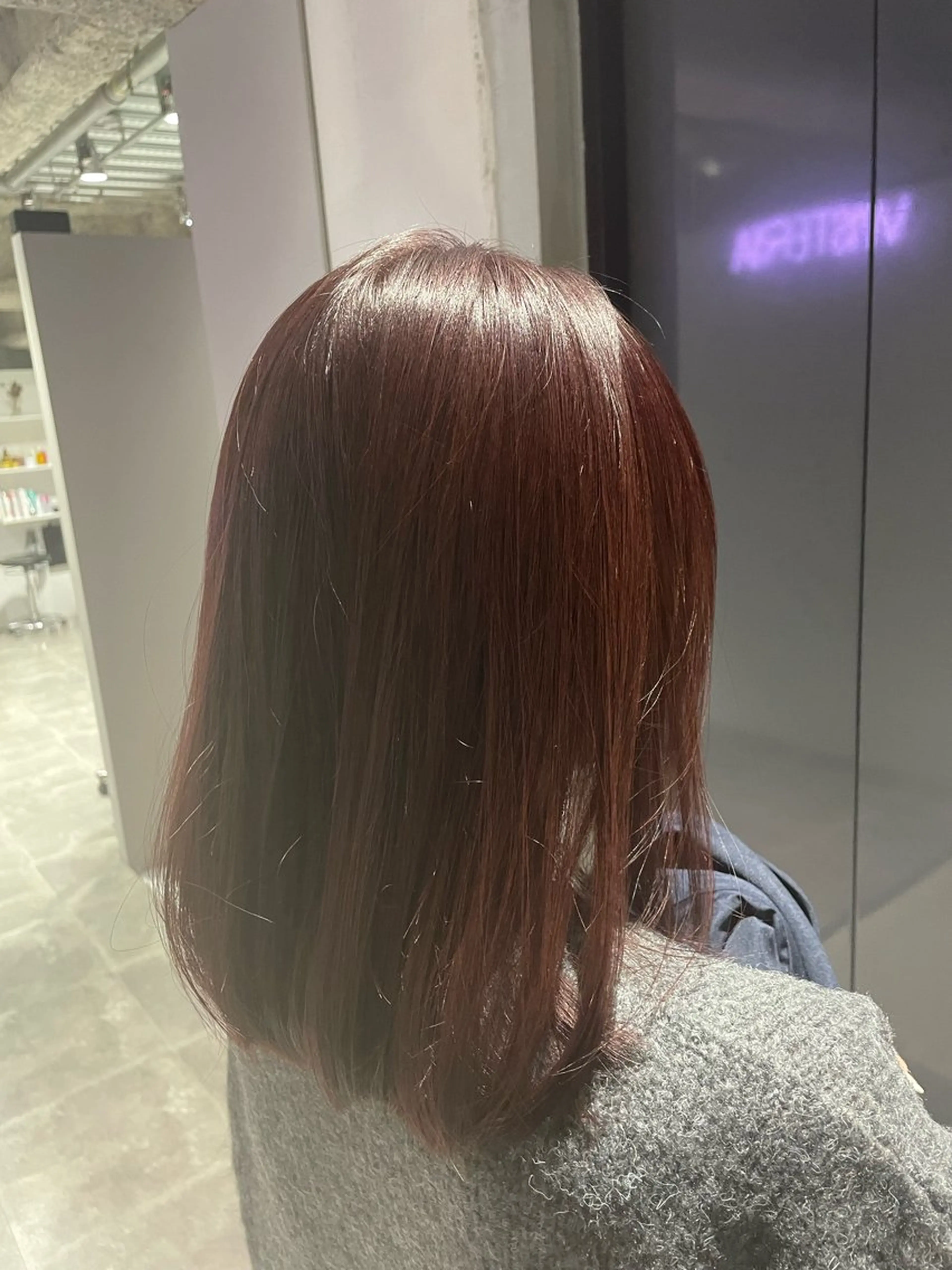 ミディアム カット トリートメント ナカムラ イヅミのヘアスタイル