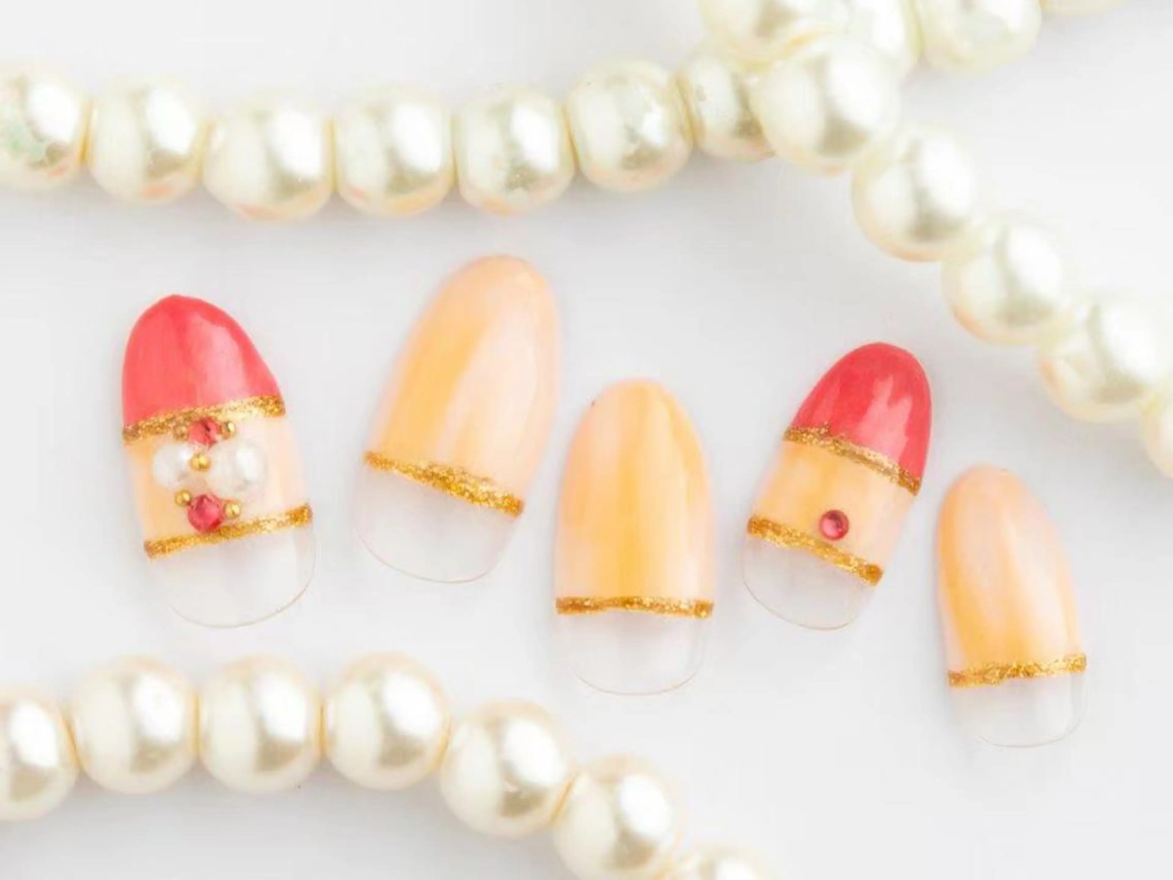 ネイル Tiary Nail Fのネイルデザイン