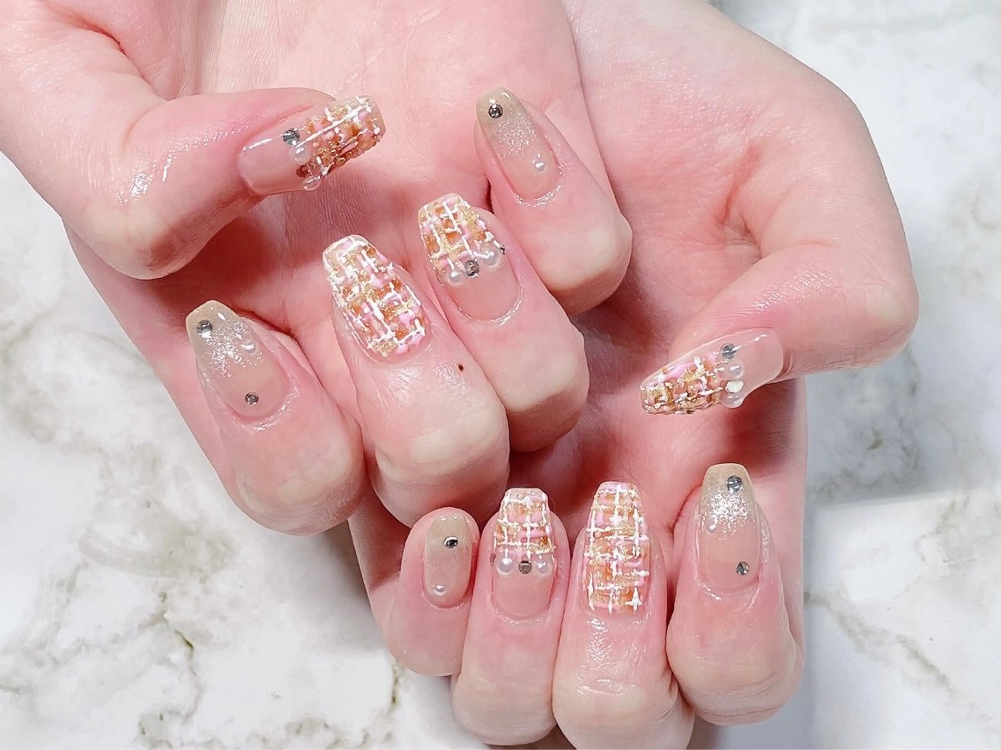 ネイル 持ち込み 林 麗欽のネイルデザイン