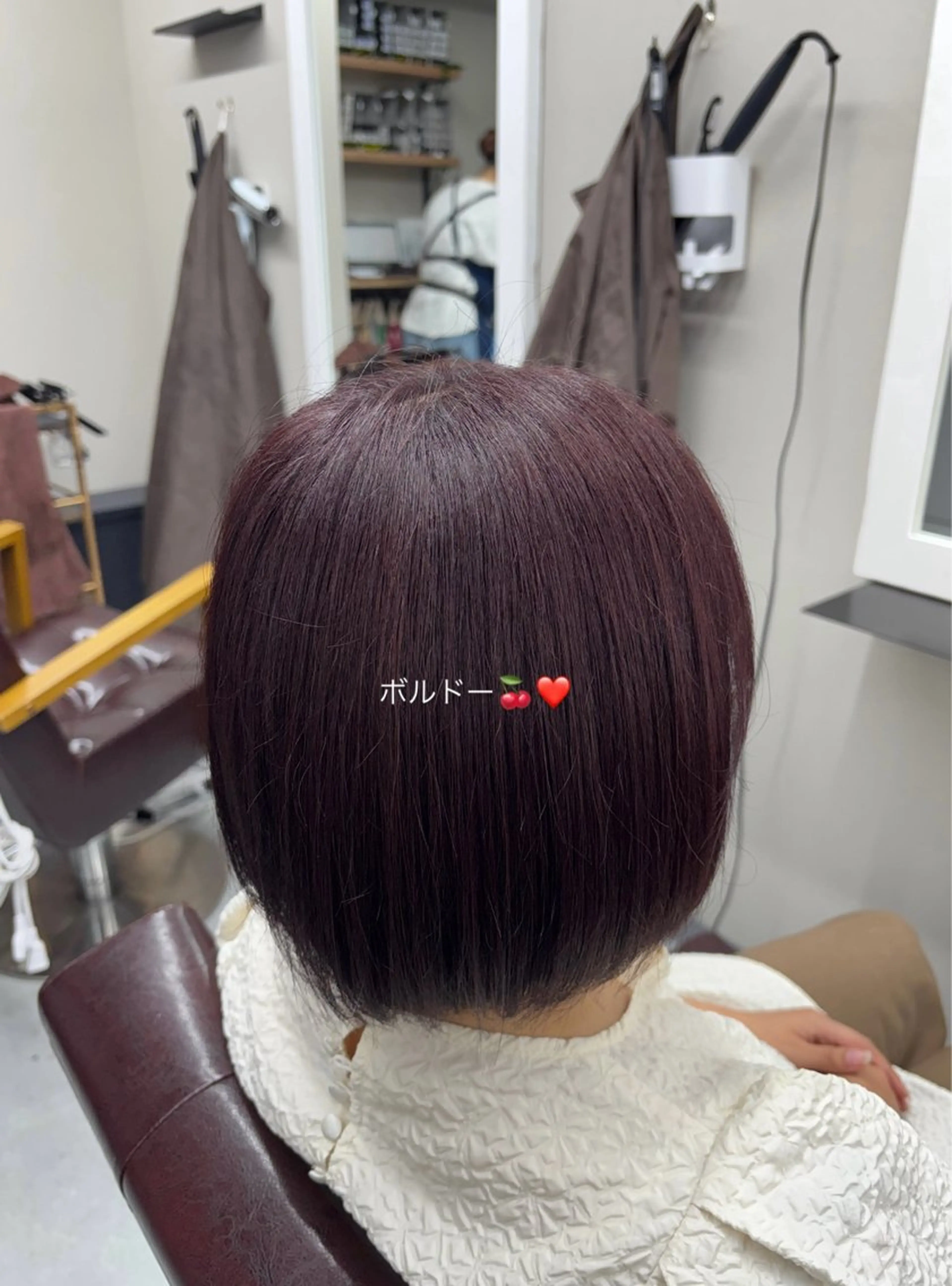 カラー ボルドーカラー 森元 優衣のヘアスタイル