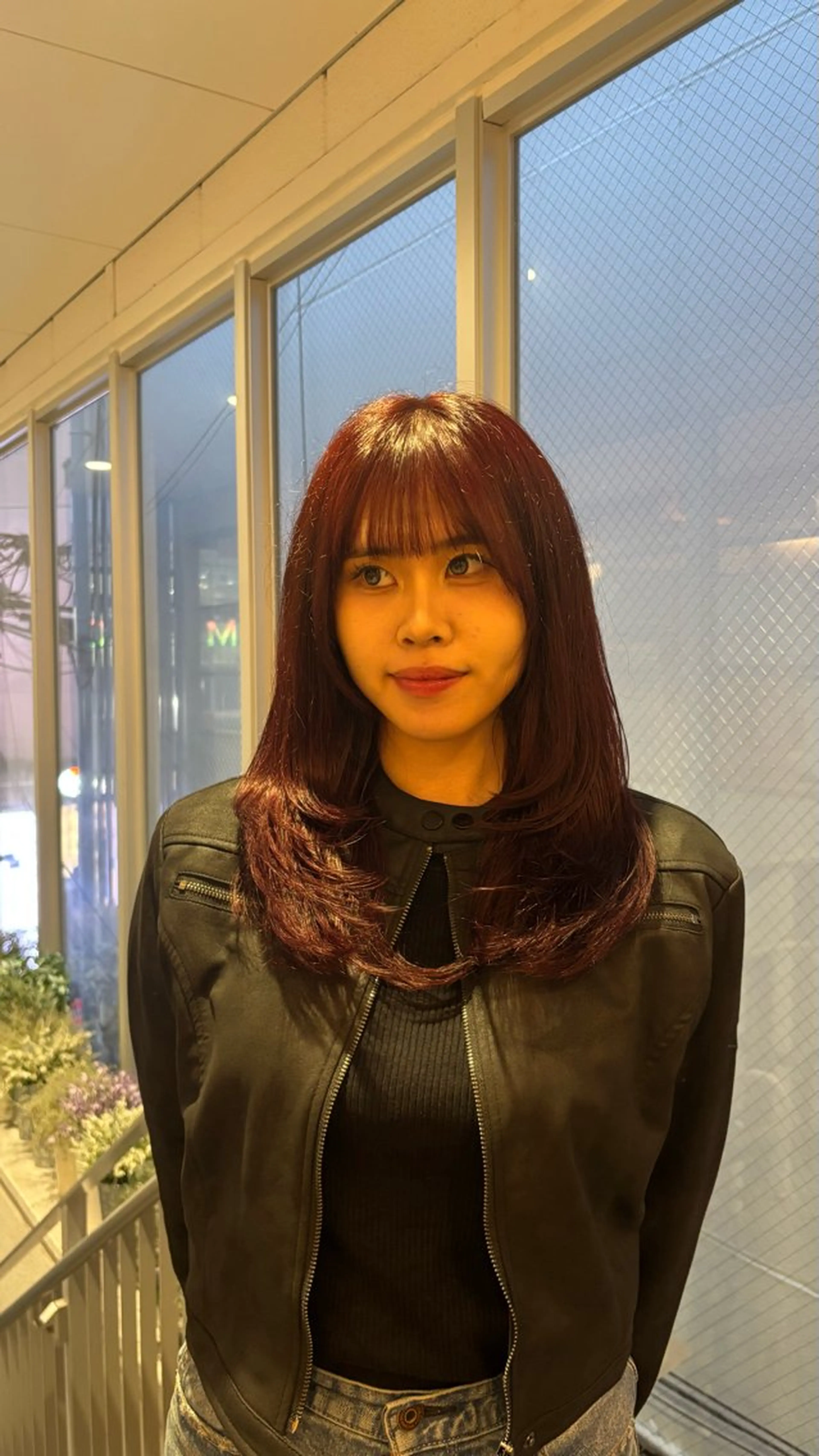 セミロング ヘアカラー エクステ/まつエク/ レイヤー/はるか🌎のマツエク・マツパデザイン