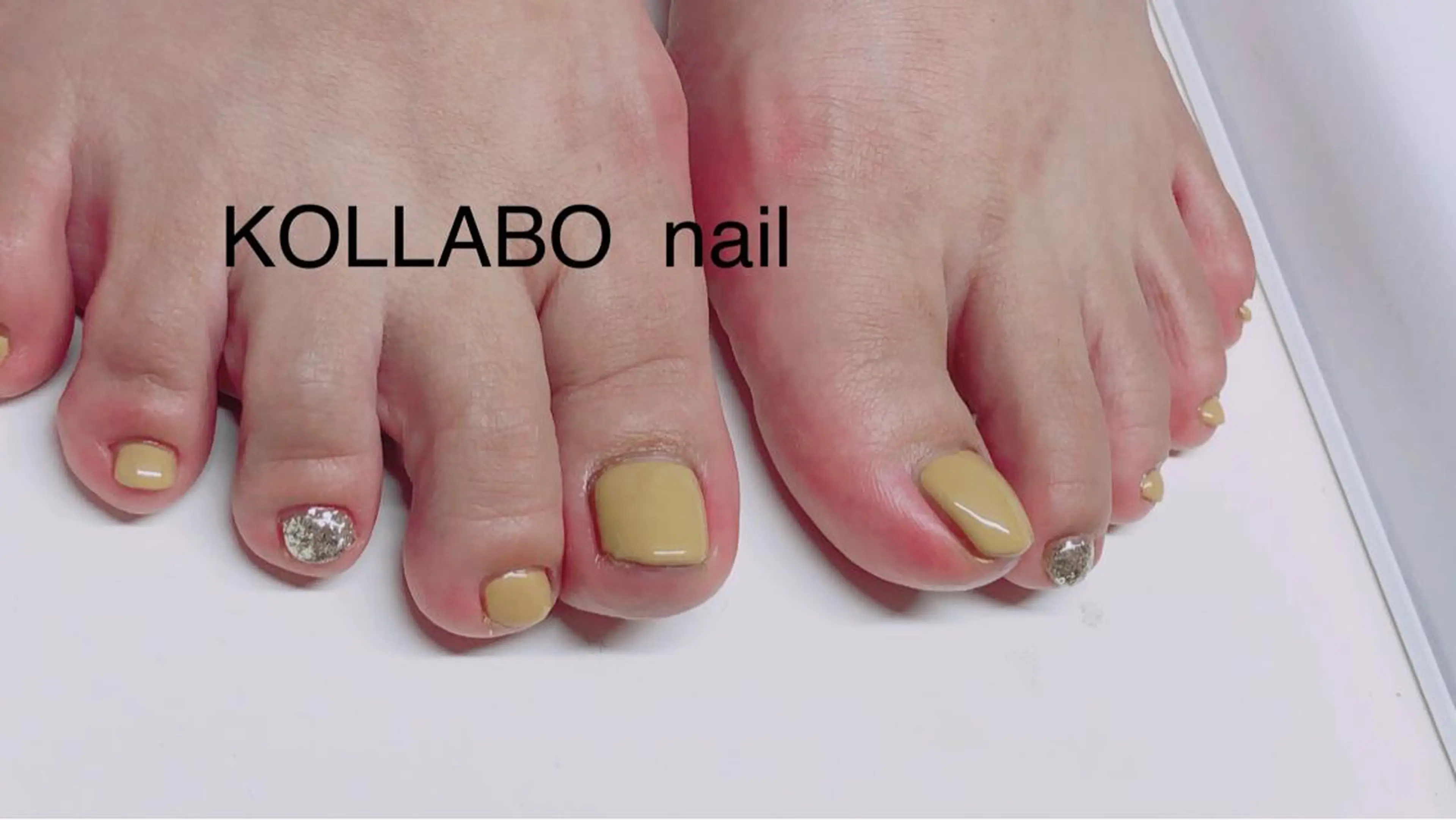 ネイル ホログラムネイル キラキラネイル ニュアンスネイル ピンク ストーンネイル KOLLABO nailのネイルデザイン