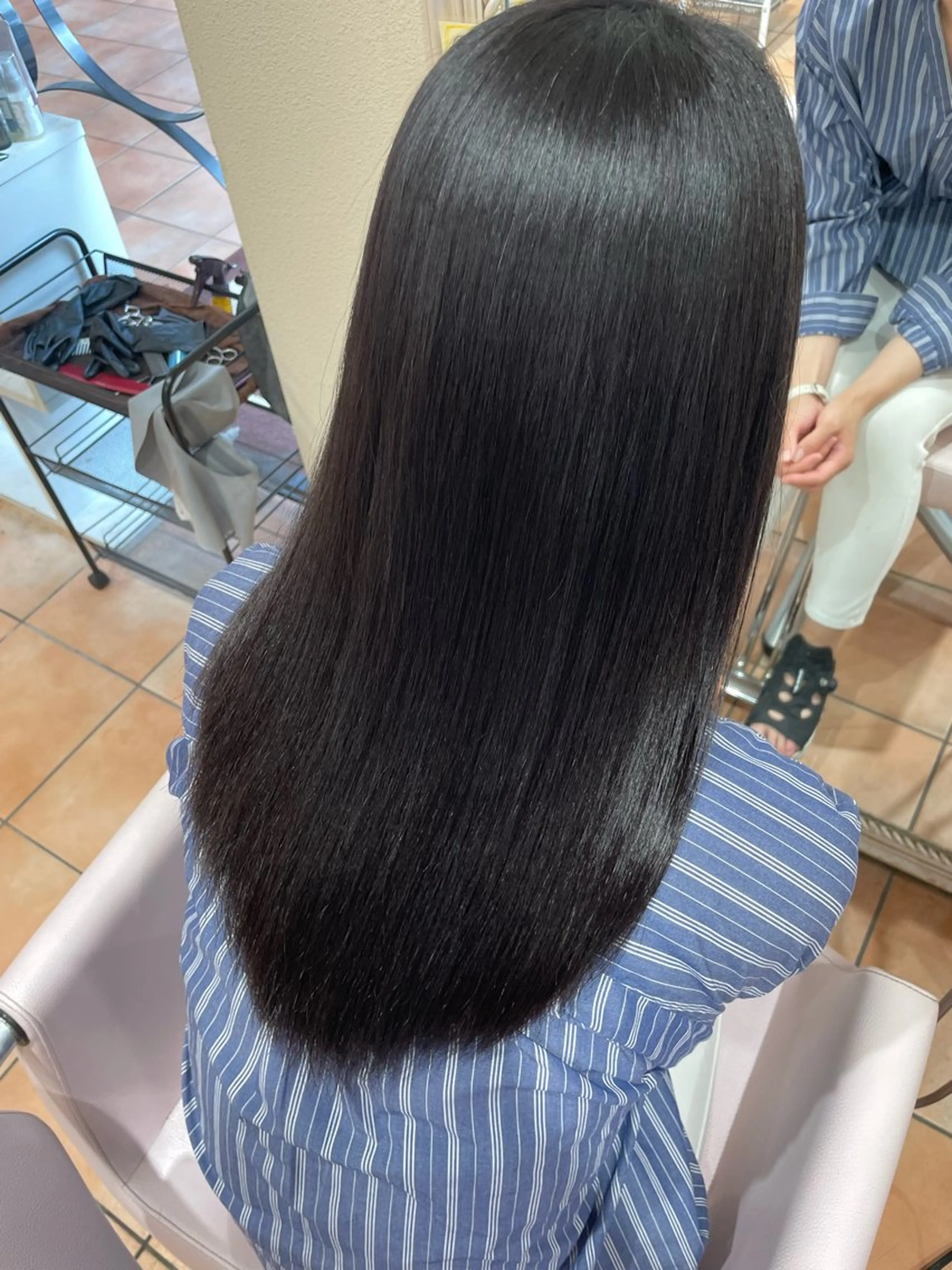 ロング パーマ めぞんどぼーて少路所属・めぞんどぼーて REINAのヘアスタイル