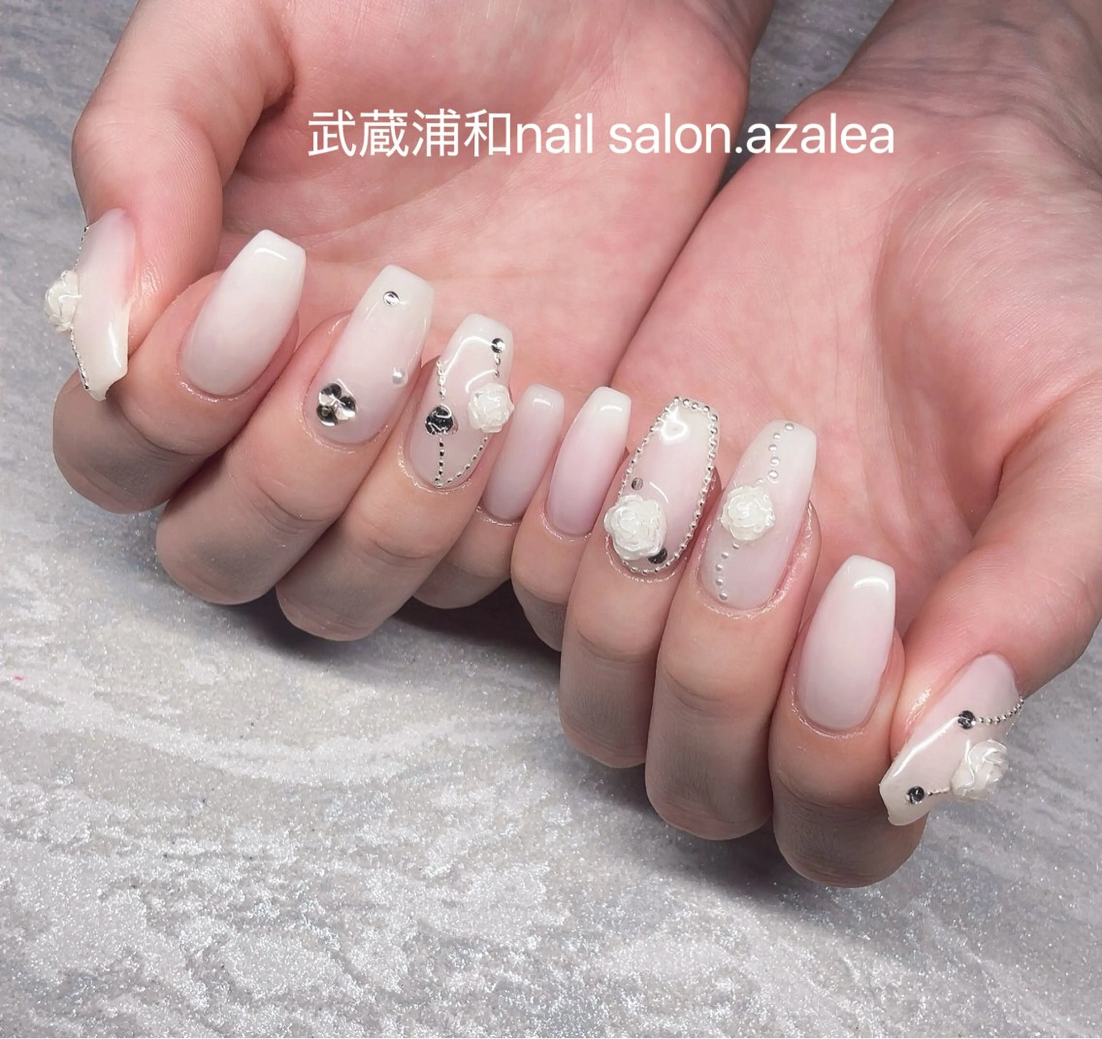 ネイル ハンドネイル R inのネイルデザイン