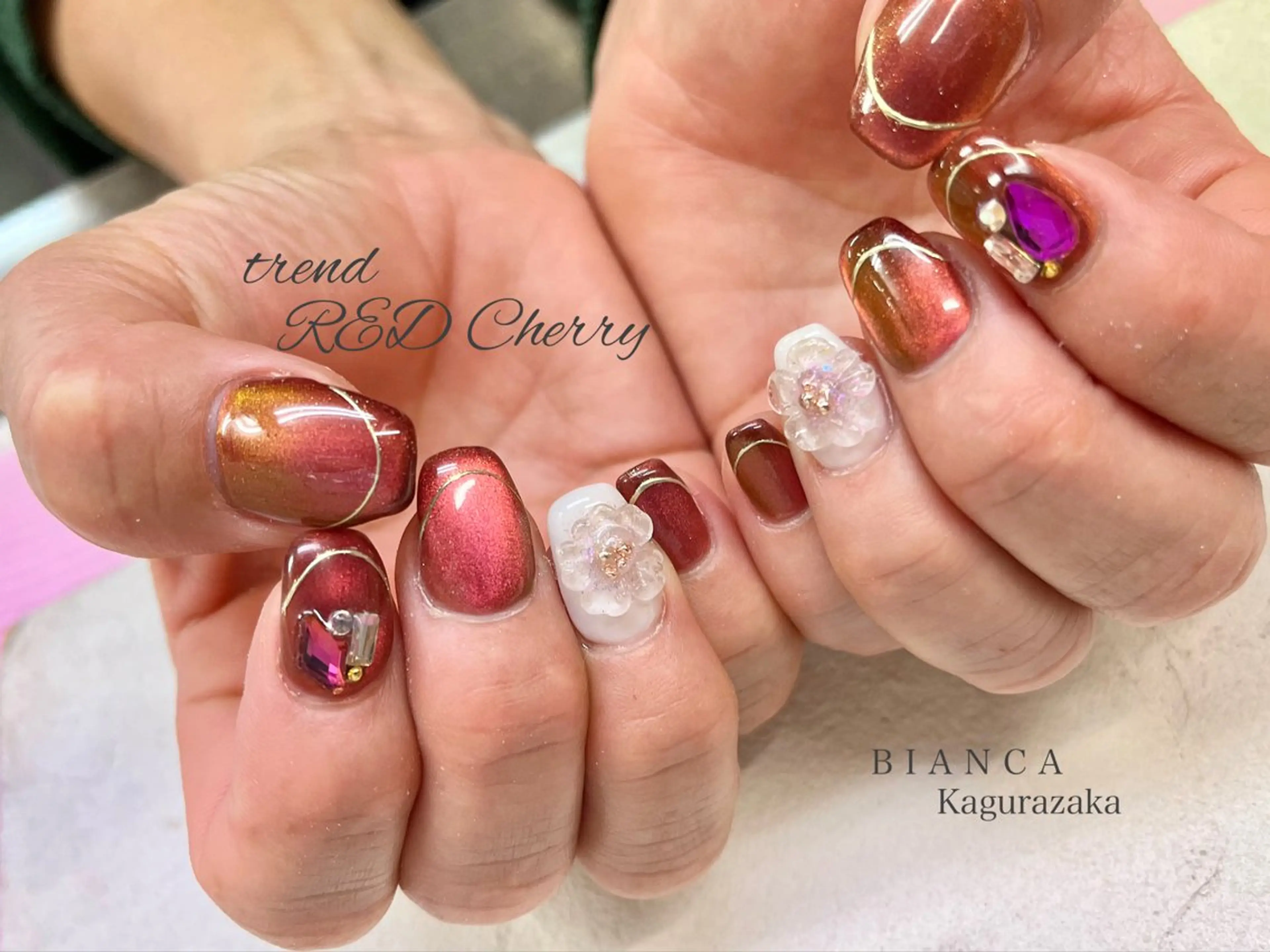 ネイル BIANCA Ouchidaのネイルデザイン