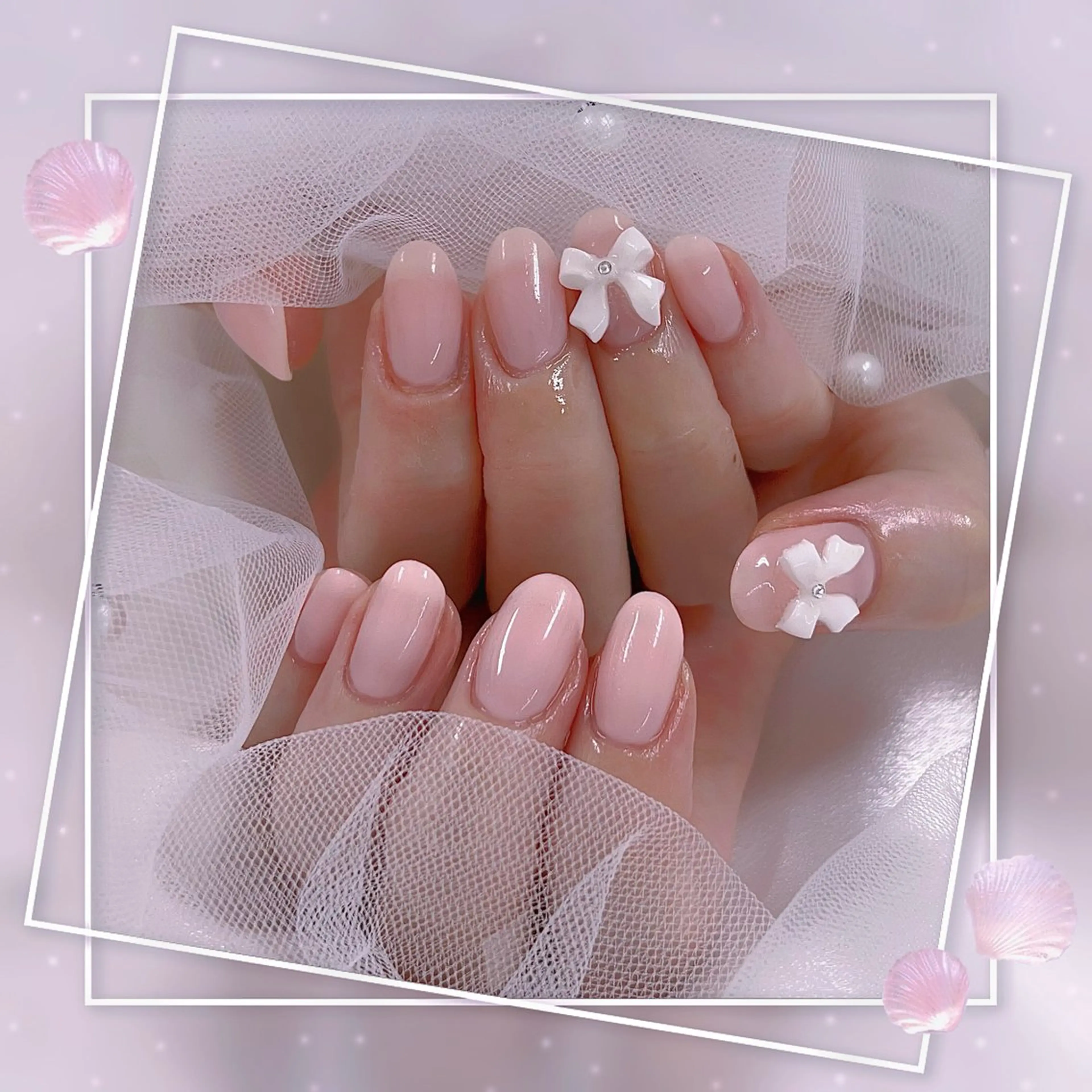 ネイル フレンチネイル グラデーション キラキラネイル 韓国ネイル マグネットネイル Chill Nailsalonのネイルデザイン