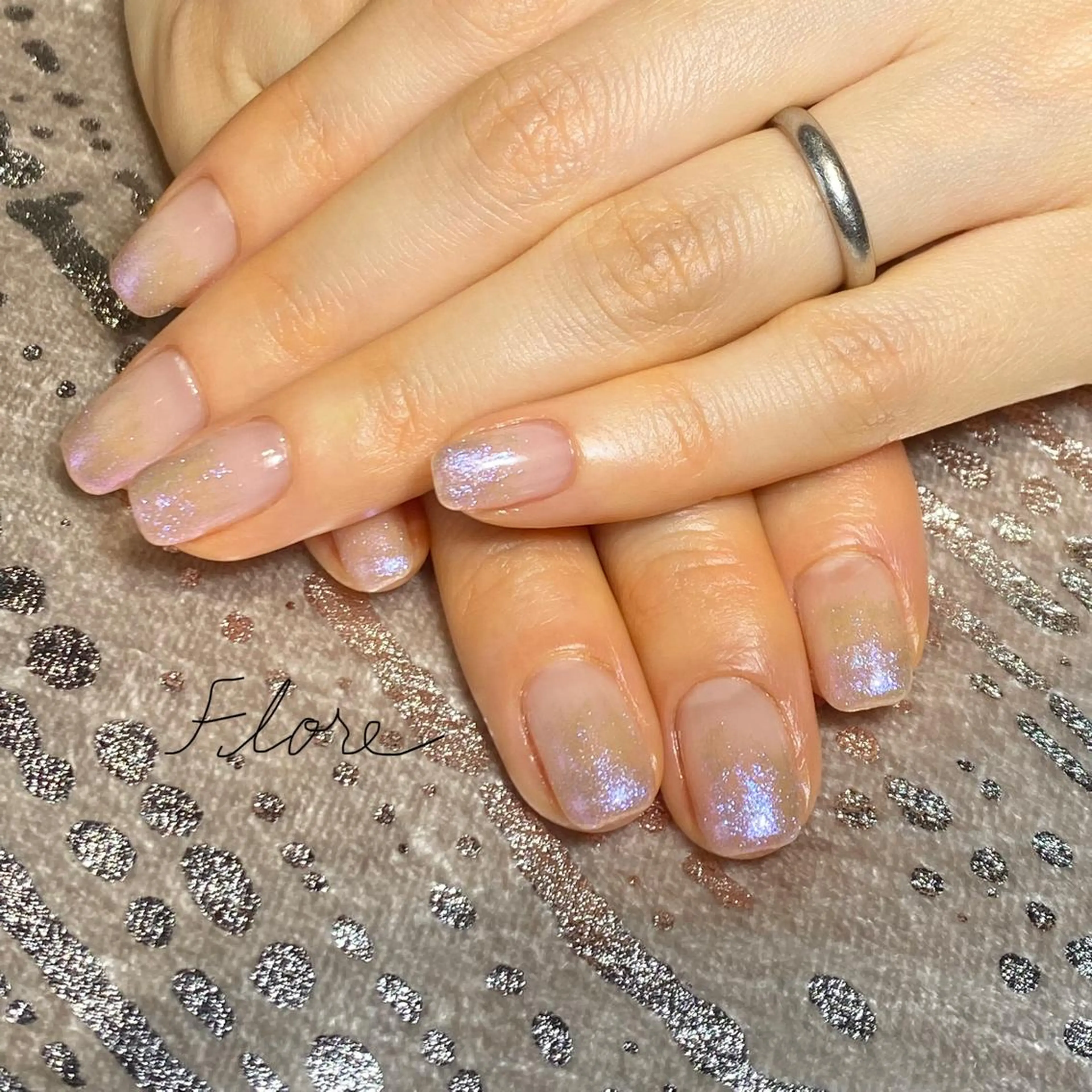 ネイル Flore (フロール)の眉毛・アイブロウイメージ