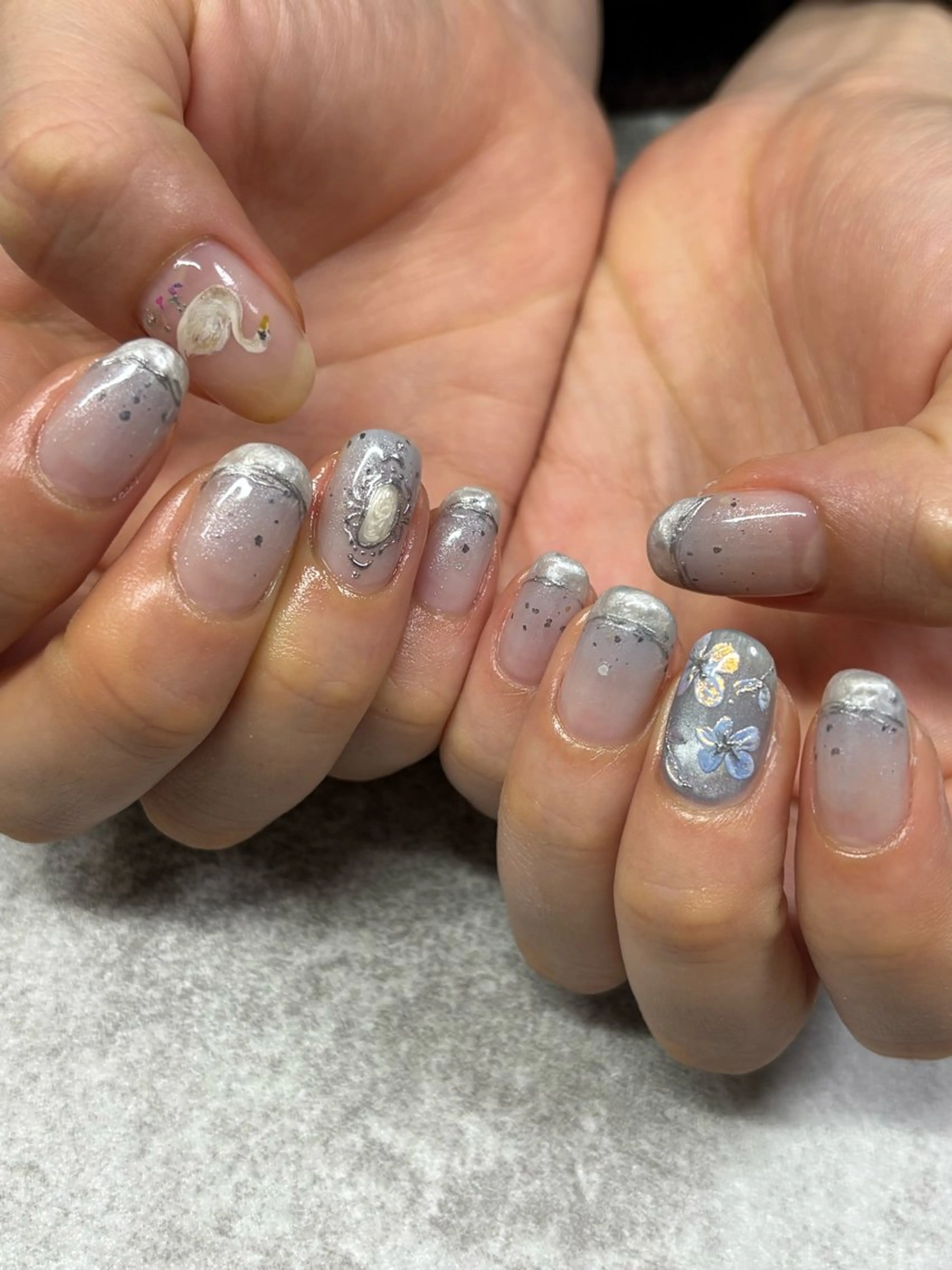 ネイル ハンドネイル FIORITURA Maikoのネイルデザイン