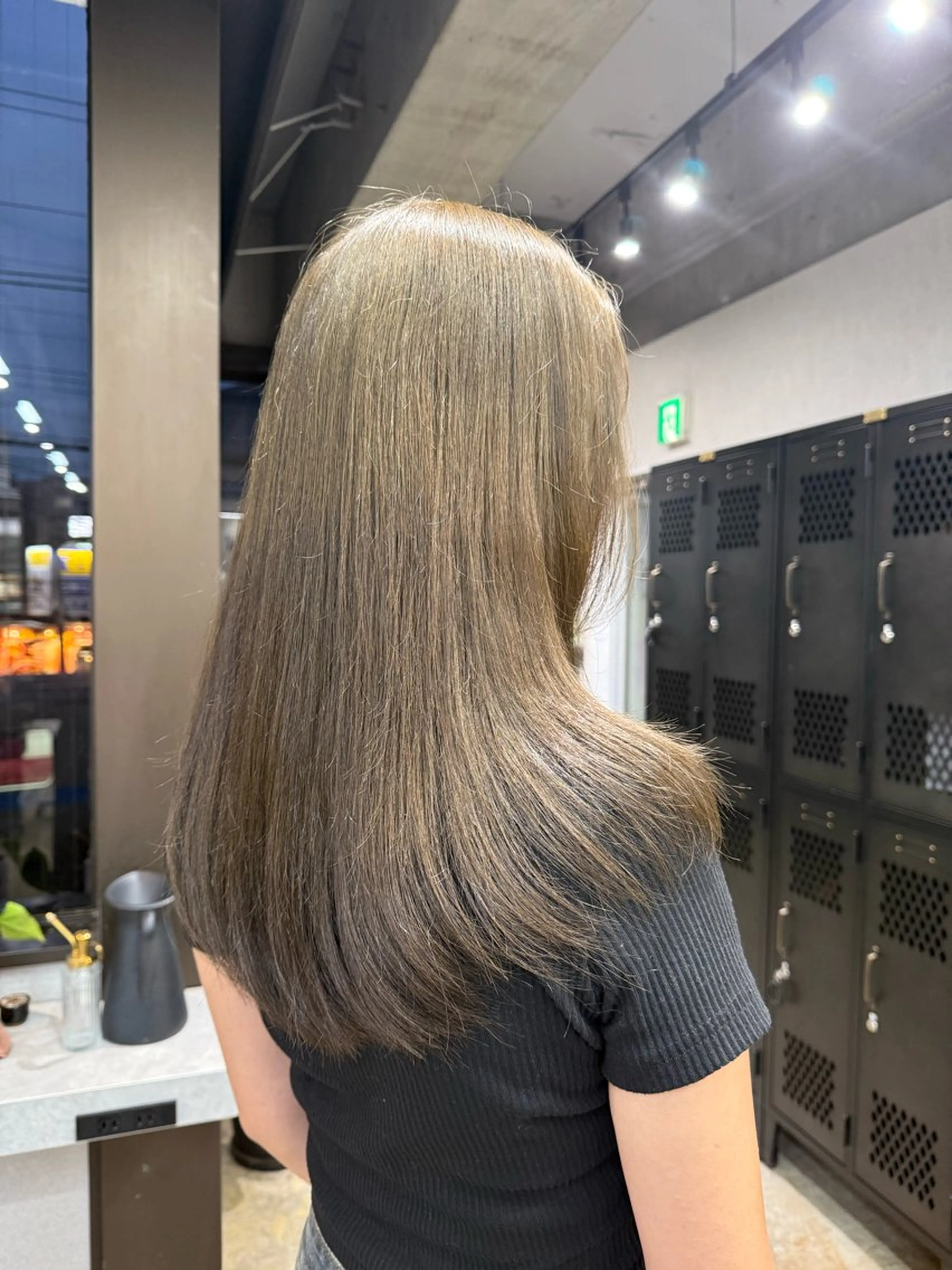 カラー グレージュ オリーブグレージュ オリーブグレー ルシ🎨/ハイトーン デザイン/髪質改善のヘアスタイル