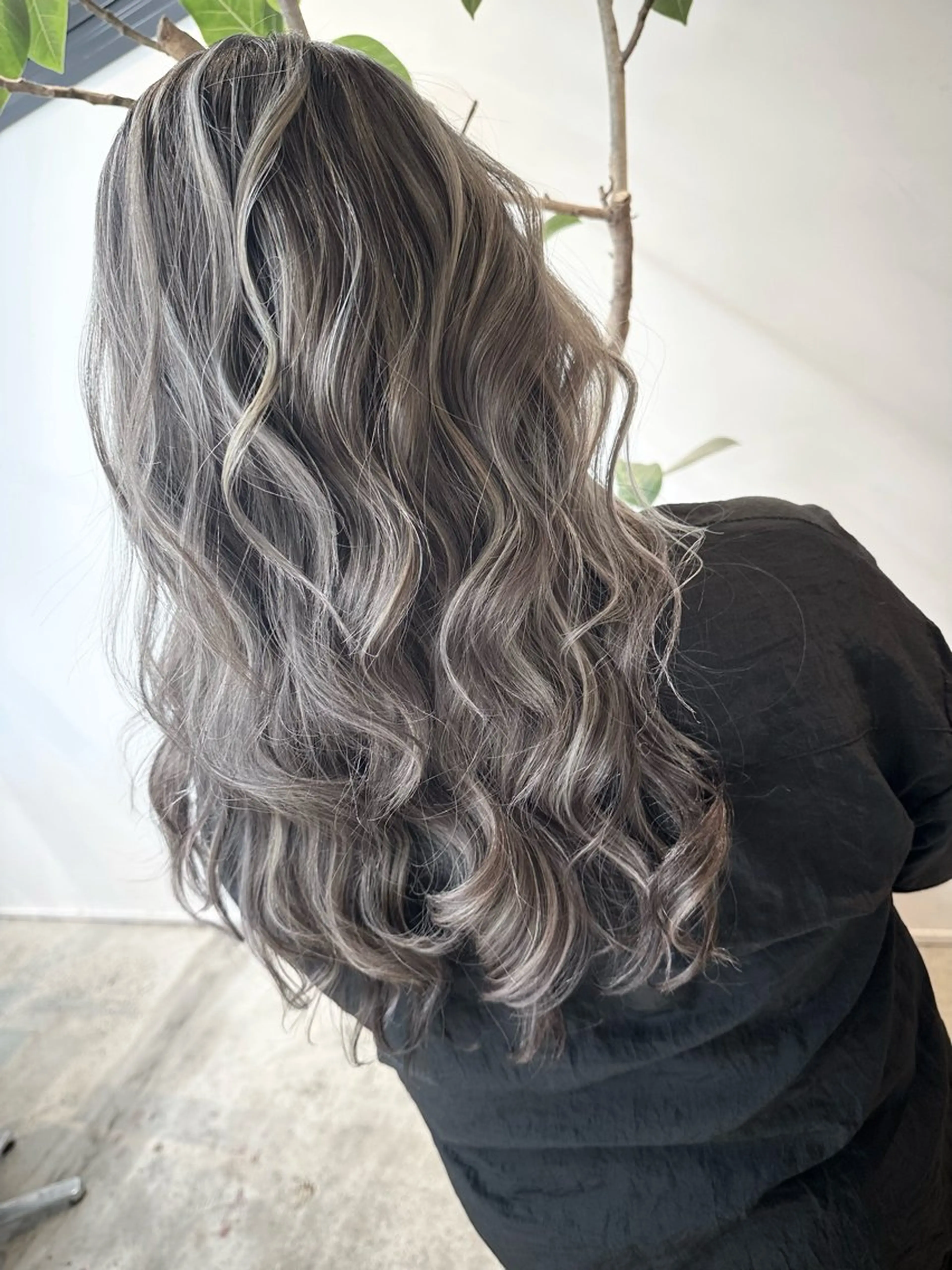 ロング カラー パーマ ヘアアレンジ ブリーチ毛縮毛矯正 👑山口のヘアスタイル