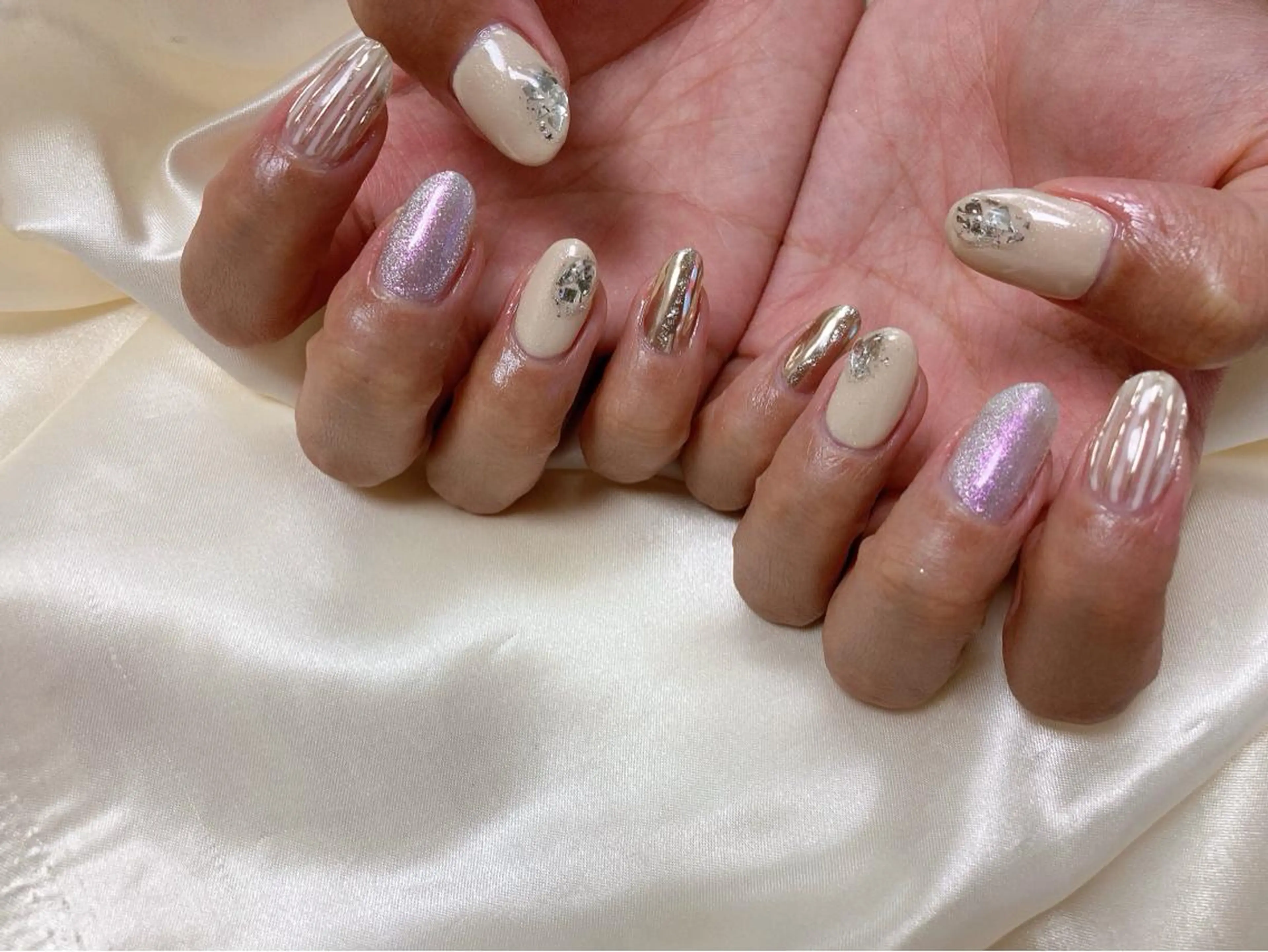 ネイル mogunail &blowのネイルデザイン