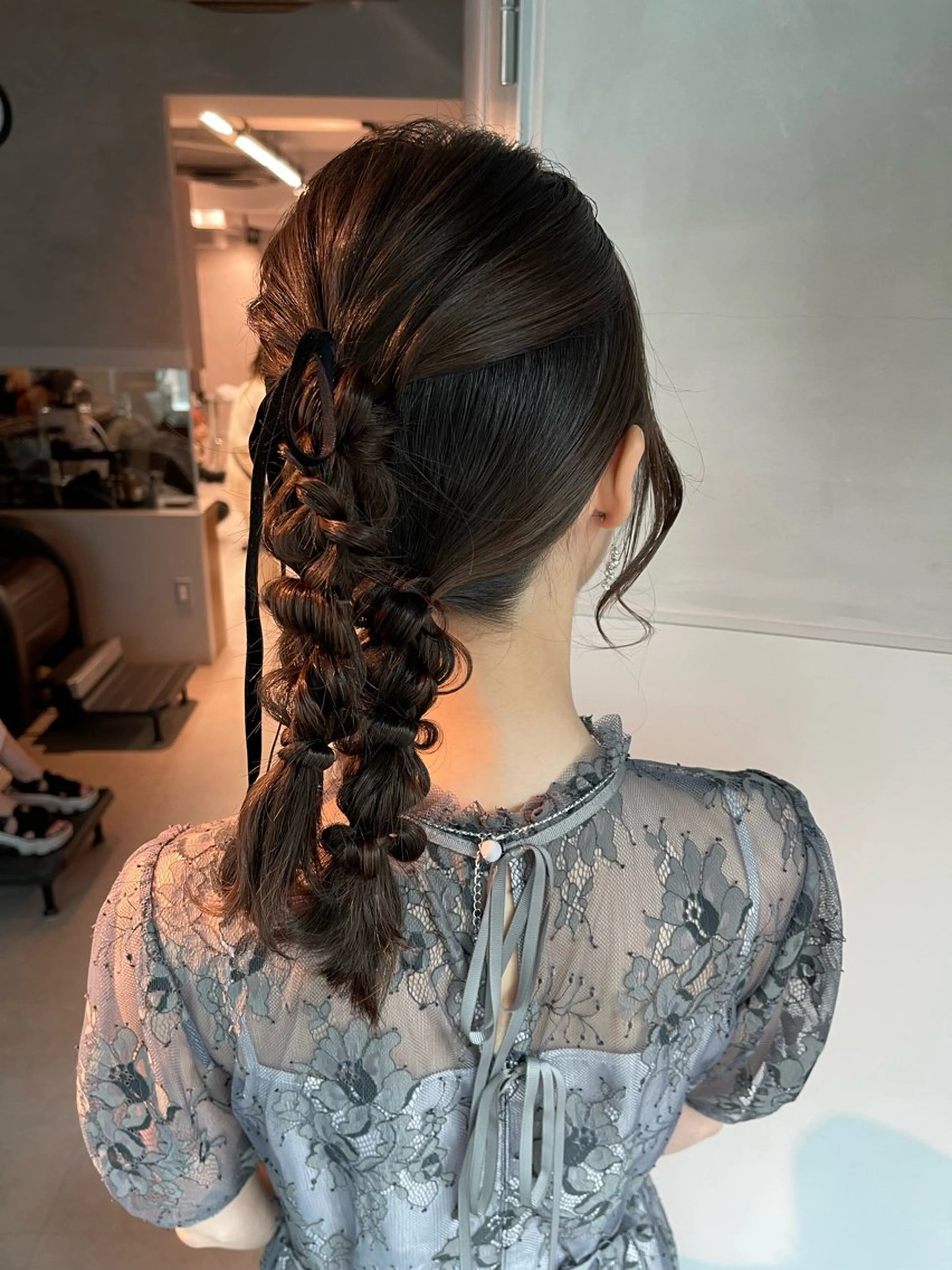 ヘアアレンジ ポニーテール 結婚式・ブライダル 卒業式のヘアスタイル ヘアセット charm《銀座》 ヘアセット/縮毛矯正のヘアスタイル