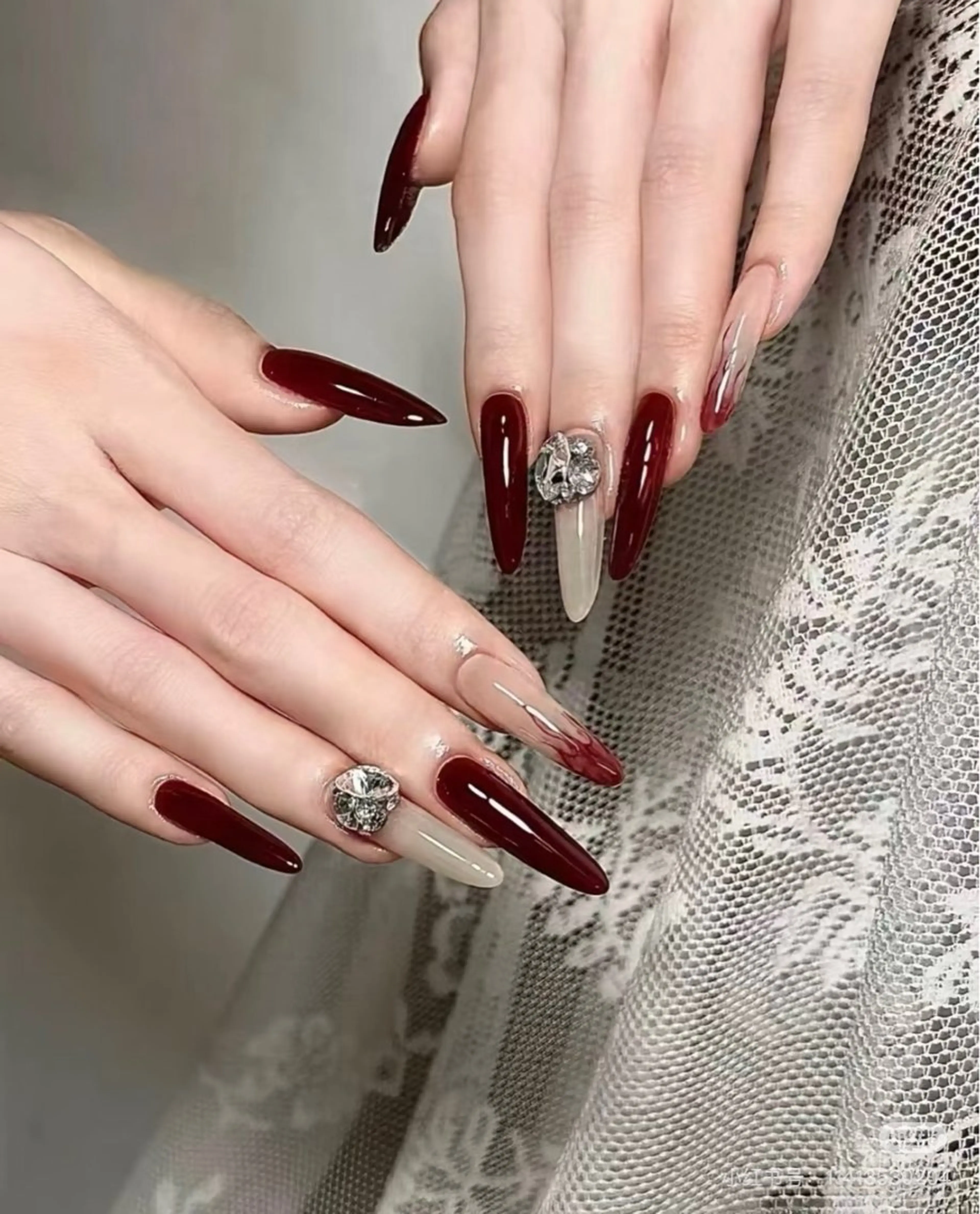 ネイル 成人式 ジェルネイル ネイルチップ ハンドネイル MoMoA Nail ネイル長さ出し専門店のネイルデザイン