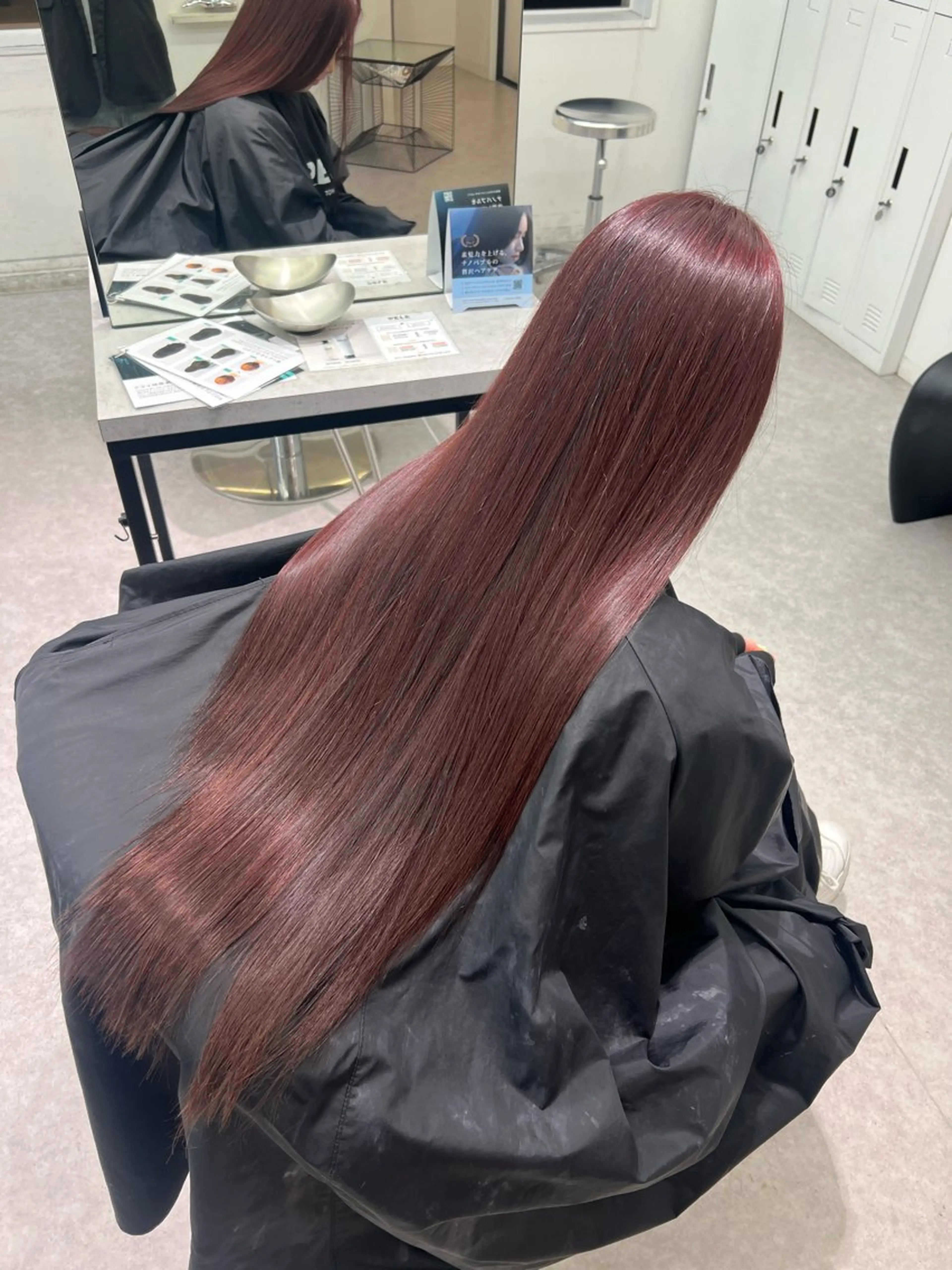 ロング カラー ボルドーカラー ロング トリートメント ヘアカラー トリートメント 透明感ハイトーン🐩 原宿/yumekaのヘアスタイル