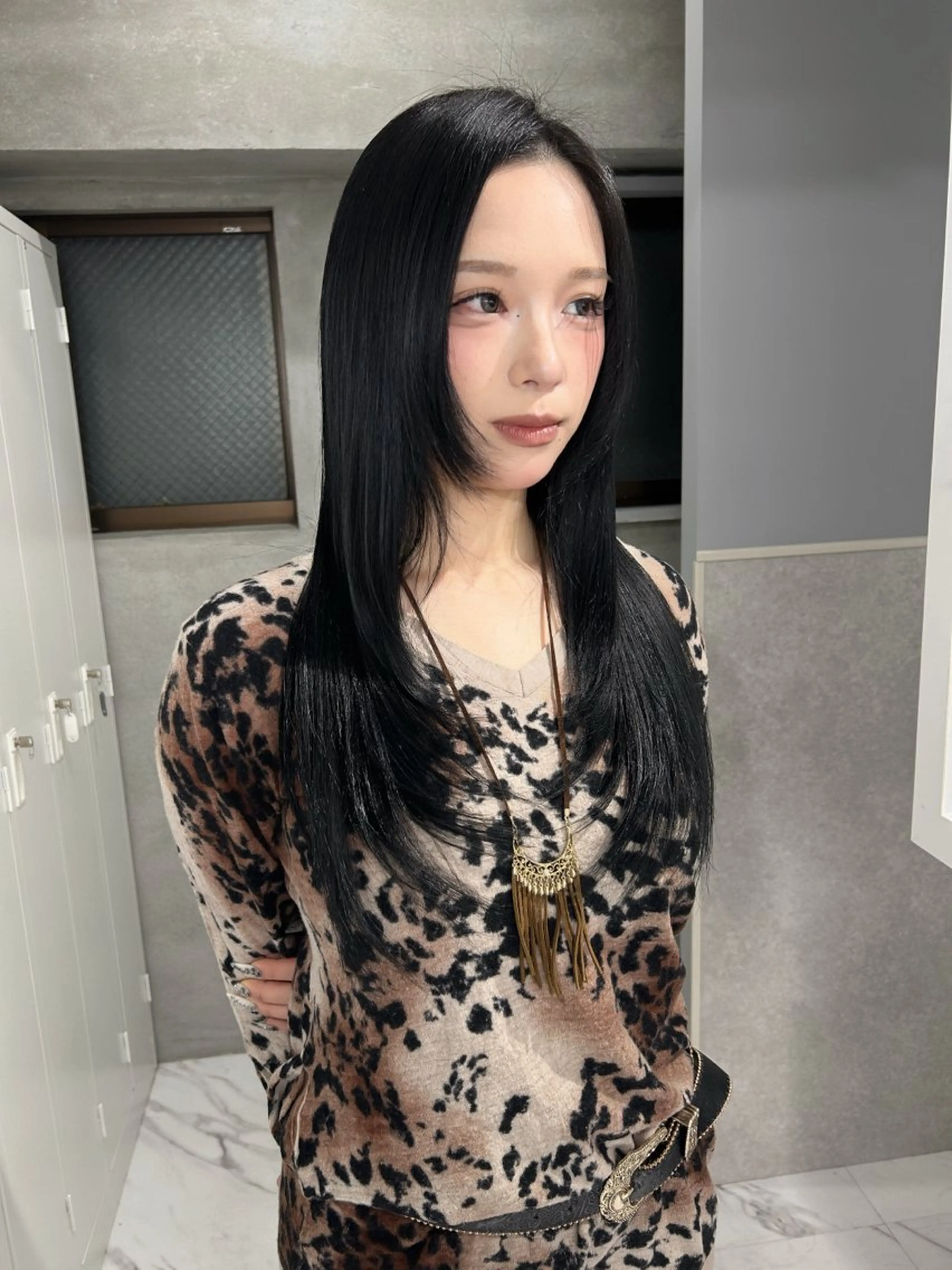 カラー ブリーチ ヘアカラー ️💜akari💜 ハイトーン/レイヤーのヘアスタイル